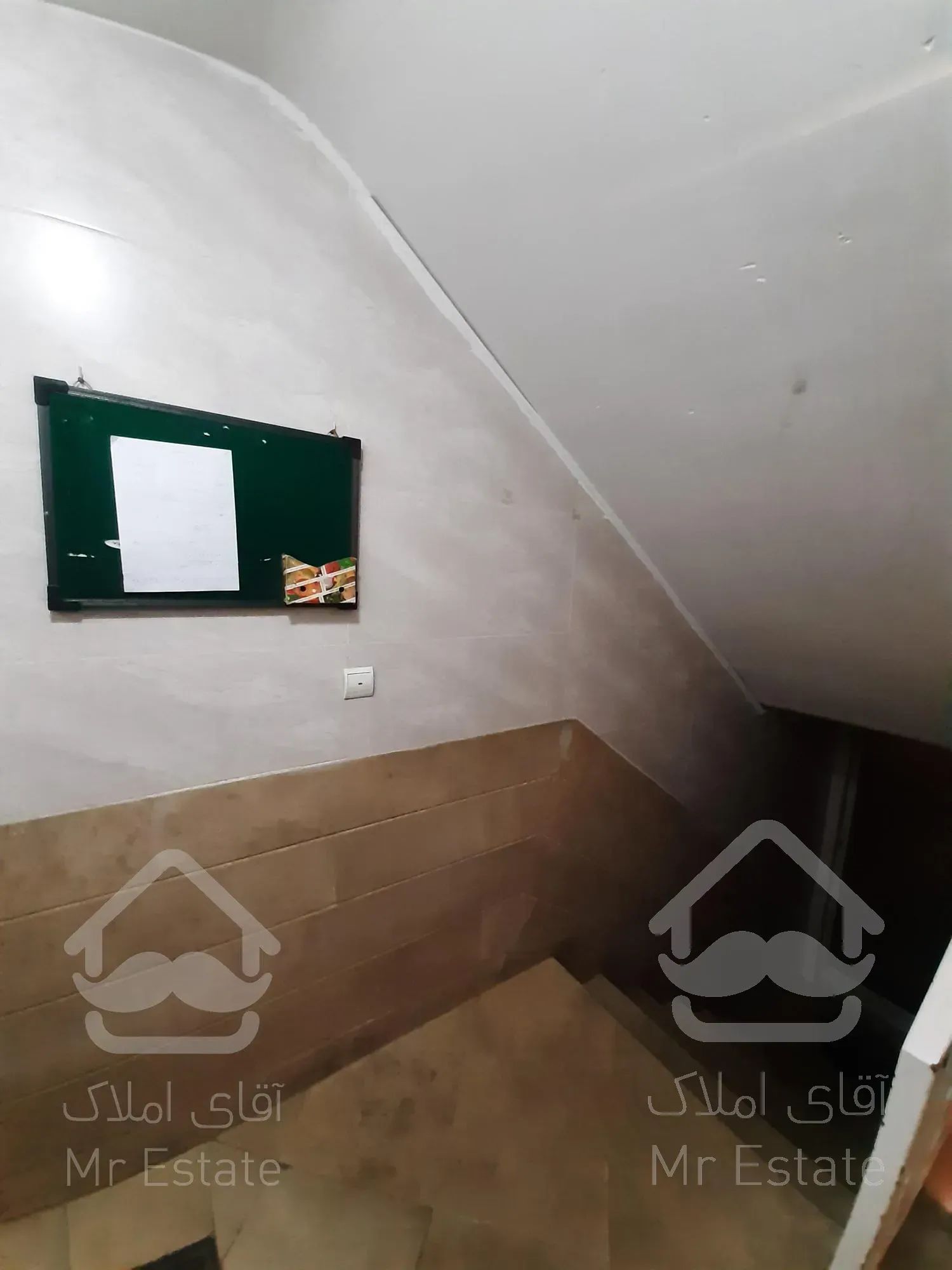 ۱۴۰ متر شهرک غرب ویلایی