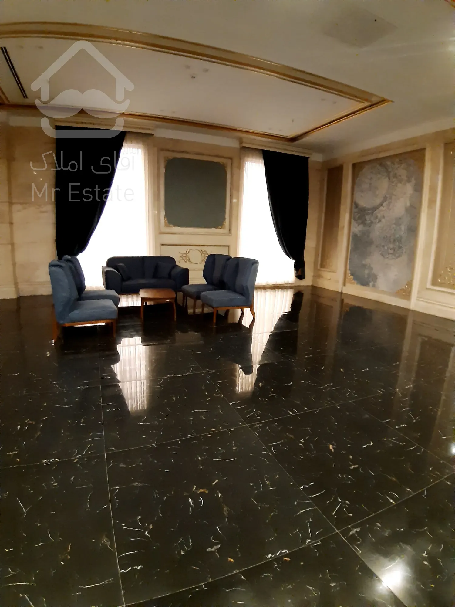 ۱۳۰ متر قابلیت سه خواب کاخ لوکس رونیکا