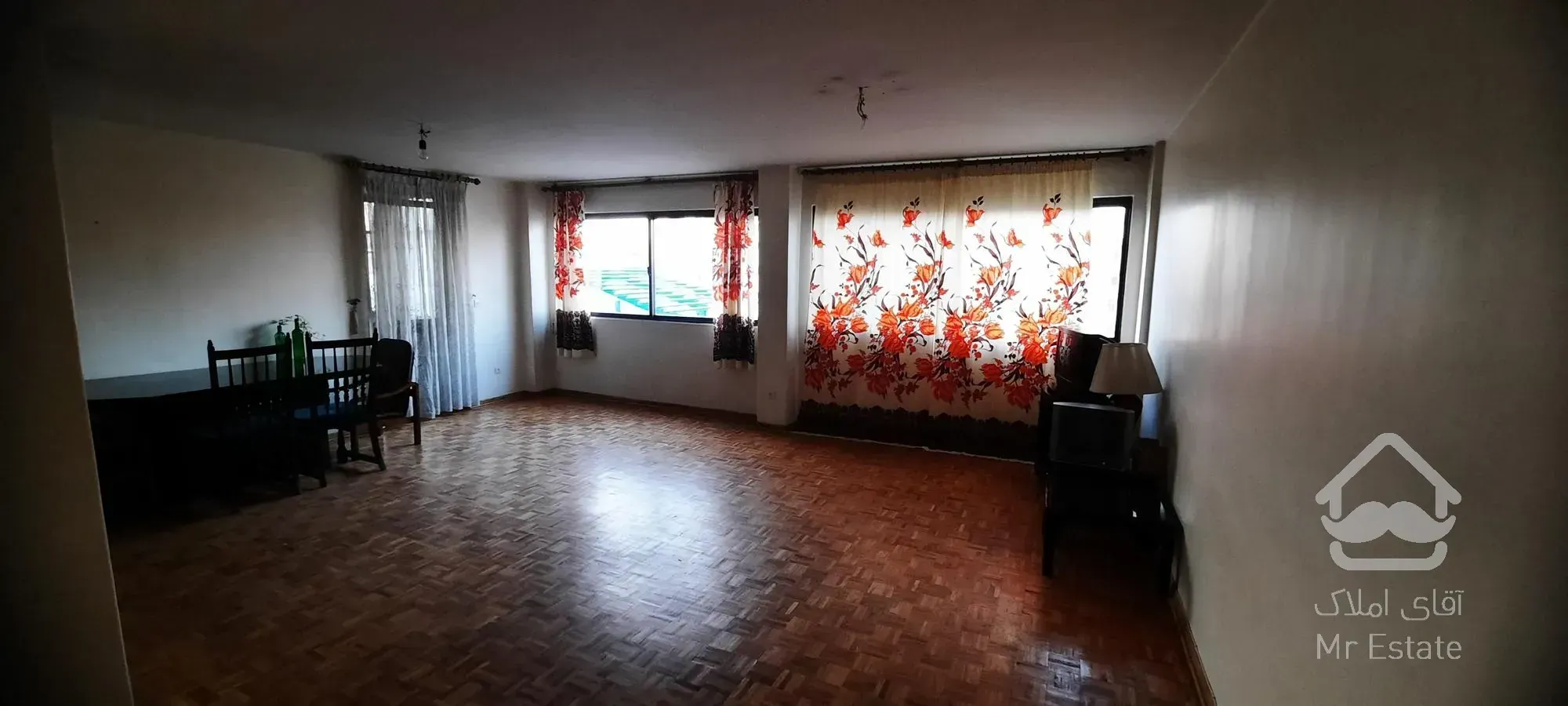 فروش آپارتمان 107 متر/ هفت تیر ، مجتمع فریهان