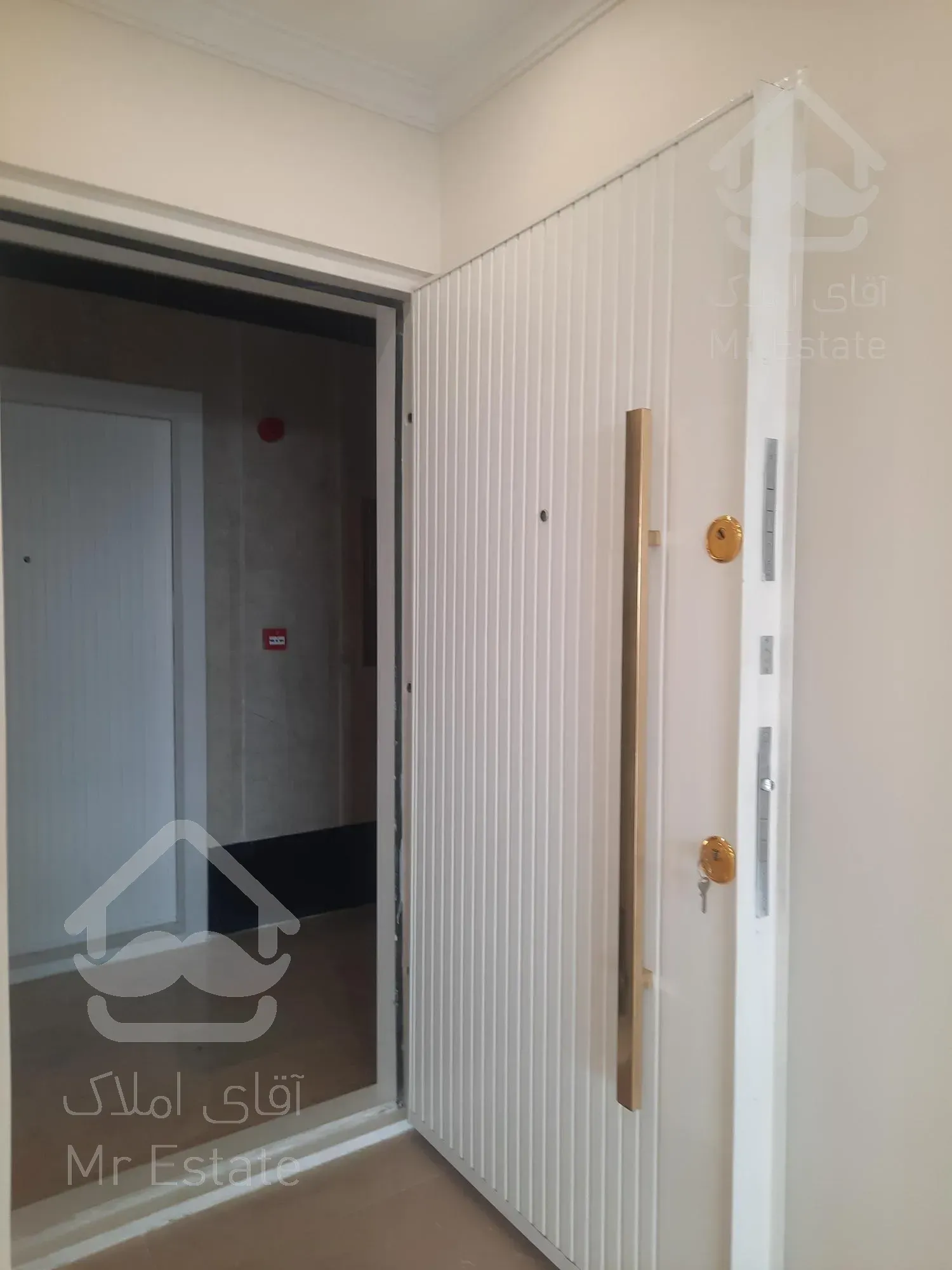 سه طبقه یکجا نوساز تهاتر معاوضه با کلنگی ویلایی زمین در الهیه غرب و شهرک دانشگاه شریف