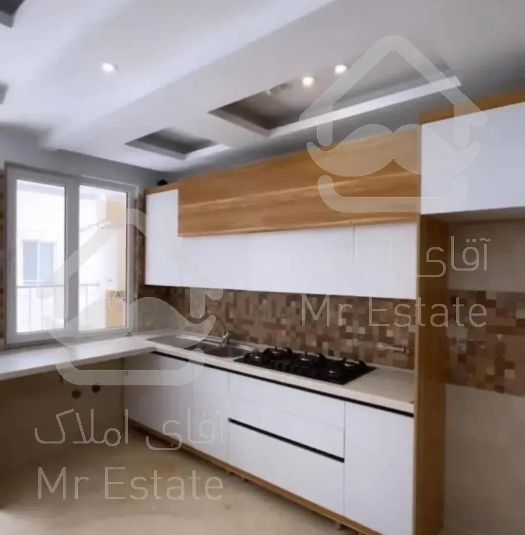 واحد ۱۲۰ متری، ۳ خواب ،‌ ویو کارت پستالی، سنددار