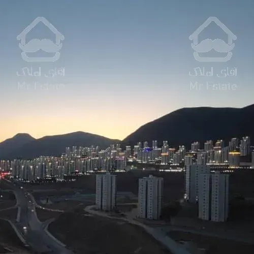 پردیس فاز۱۱ طبقه ۹ جنوب غربی عرصه تسویه بدون مشرف