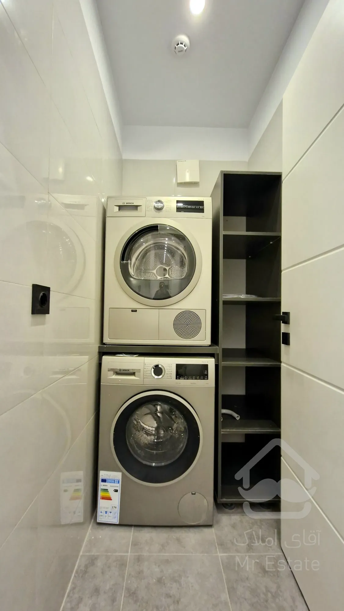 ۲۰۰متر تاپ برند نوساز/فول مشاعات آبی جیم/شمال جردن