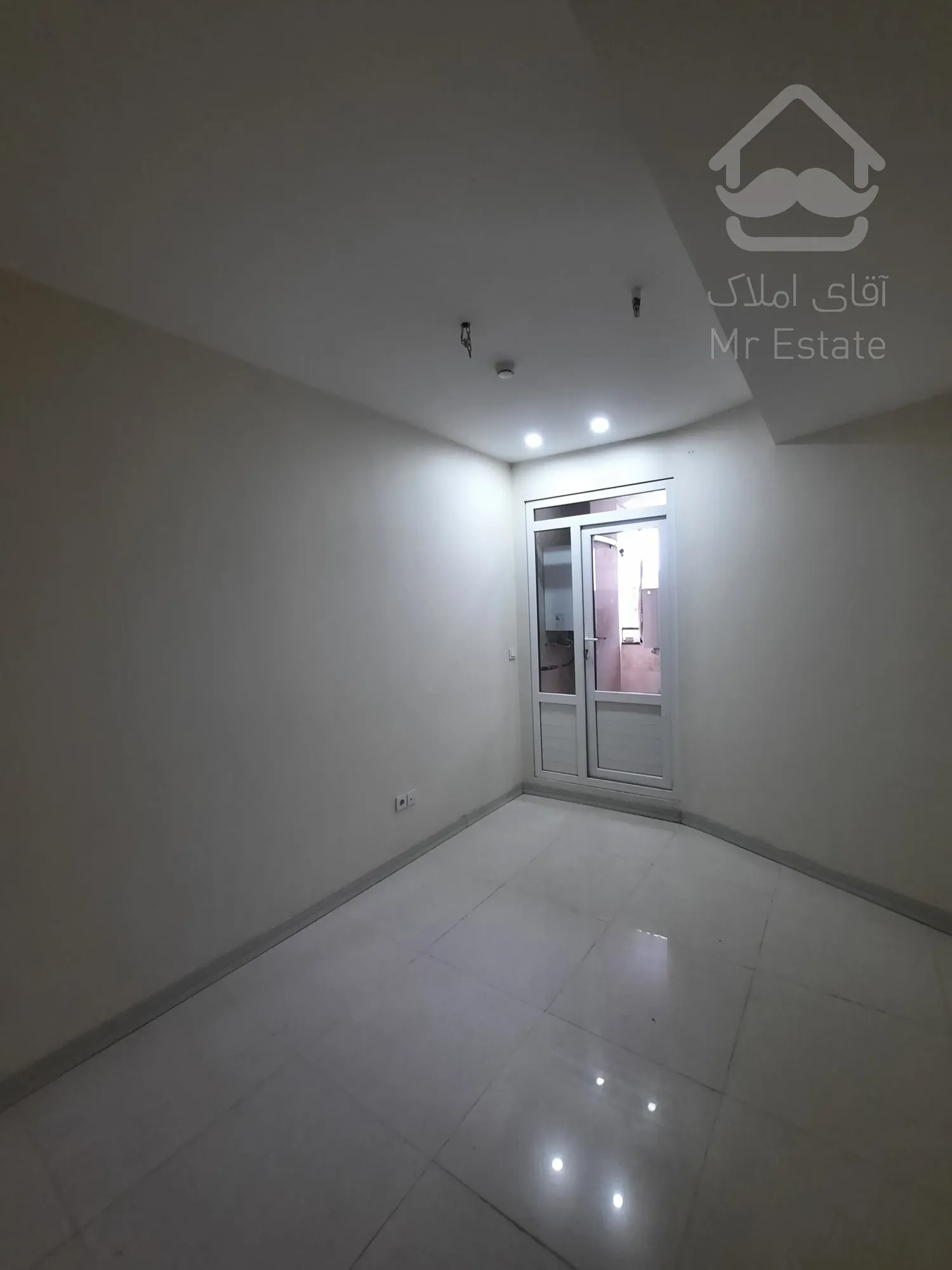 آپارتمان ۷۵ متری نوساز پونک المهدی