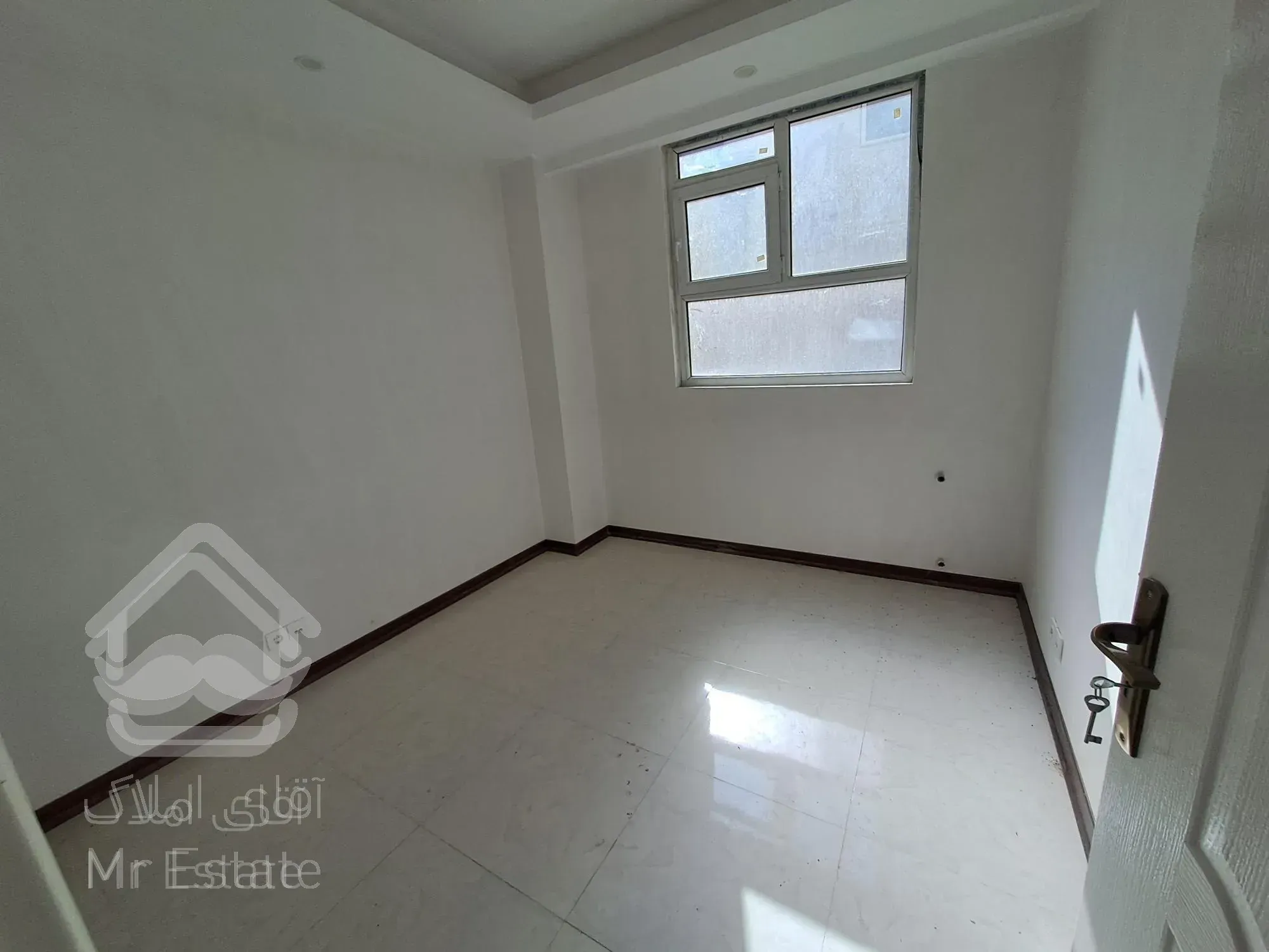 135 متر 3 خواب بصورت خام و نوساز