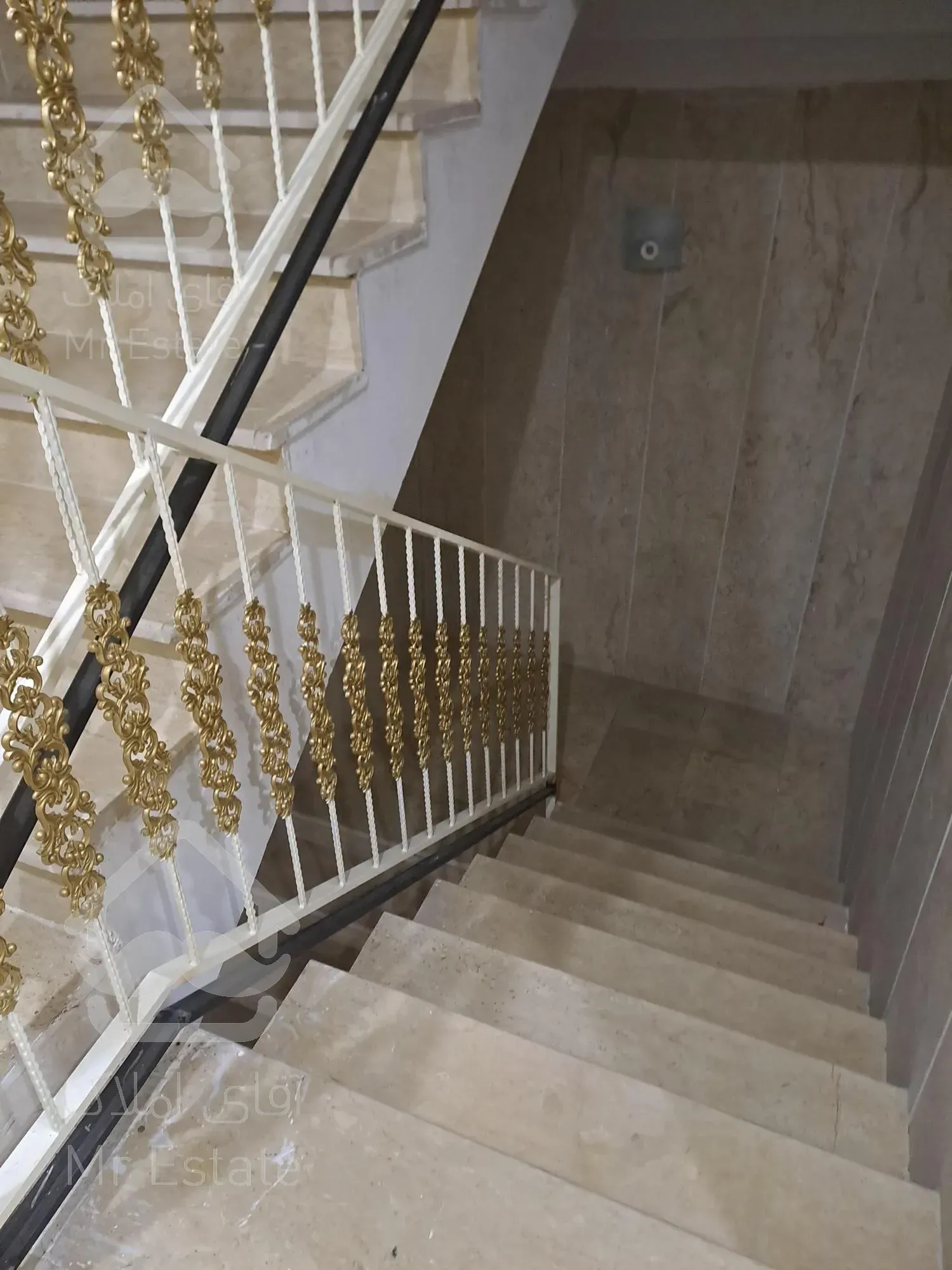 135 متر 3 خواب بصورت خام و نوساز