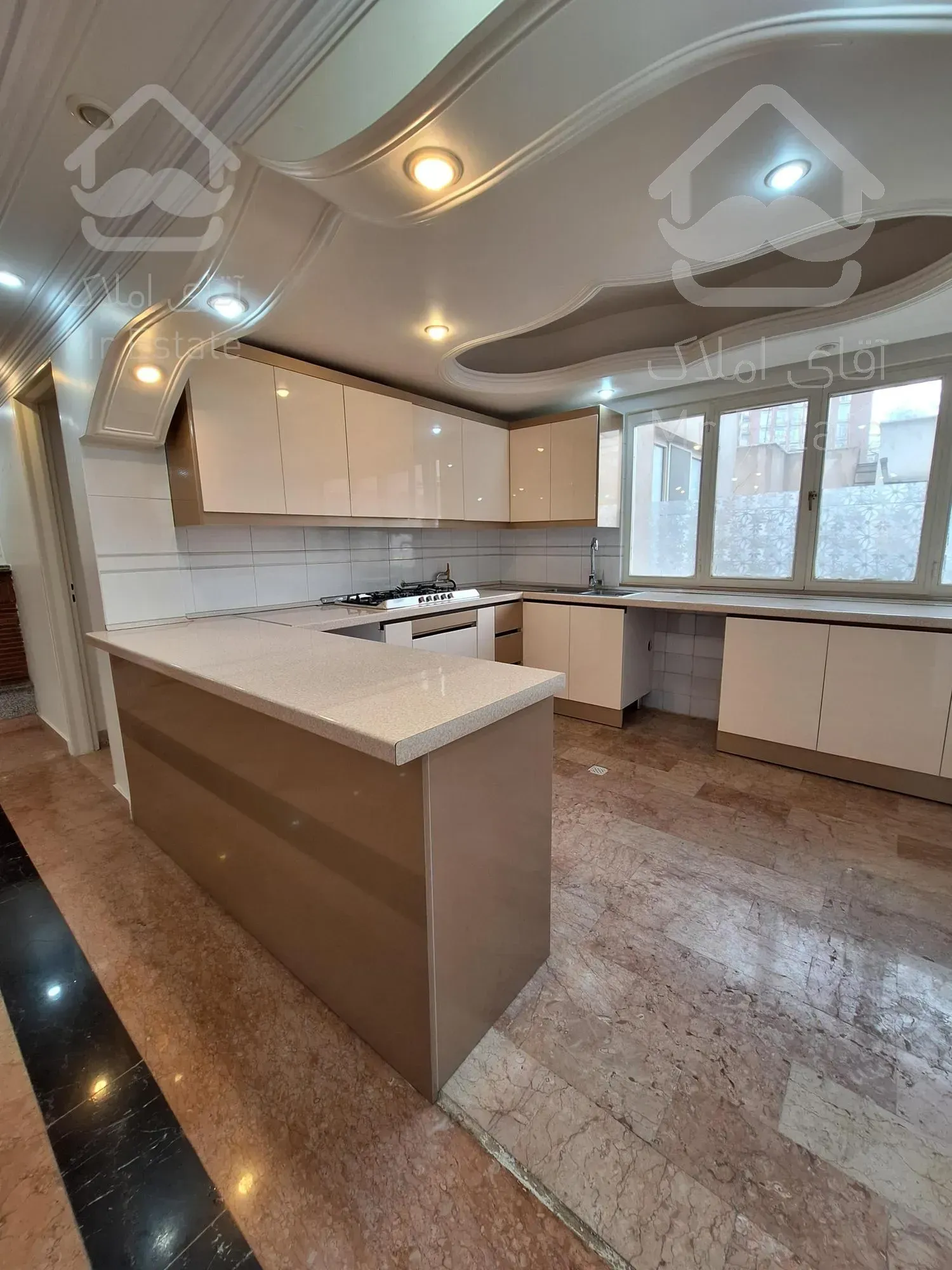 قیطریه اندرزگو ۱۲۵متر۲ خوابه خوش نقشه