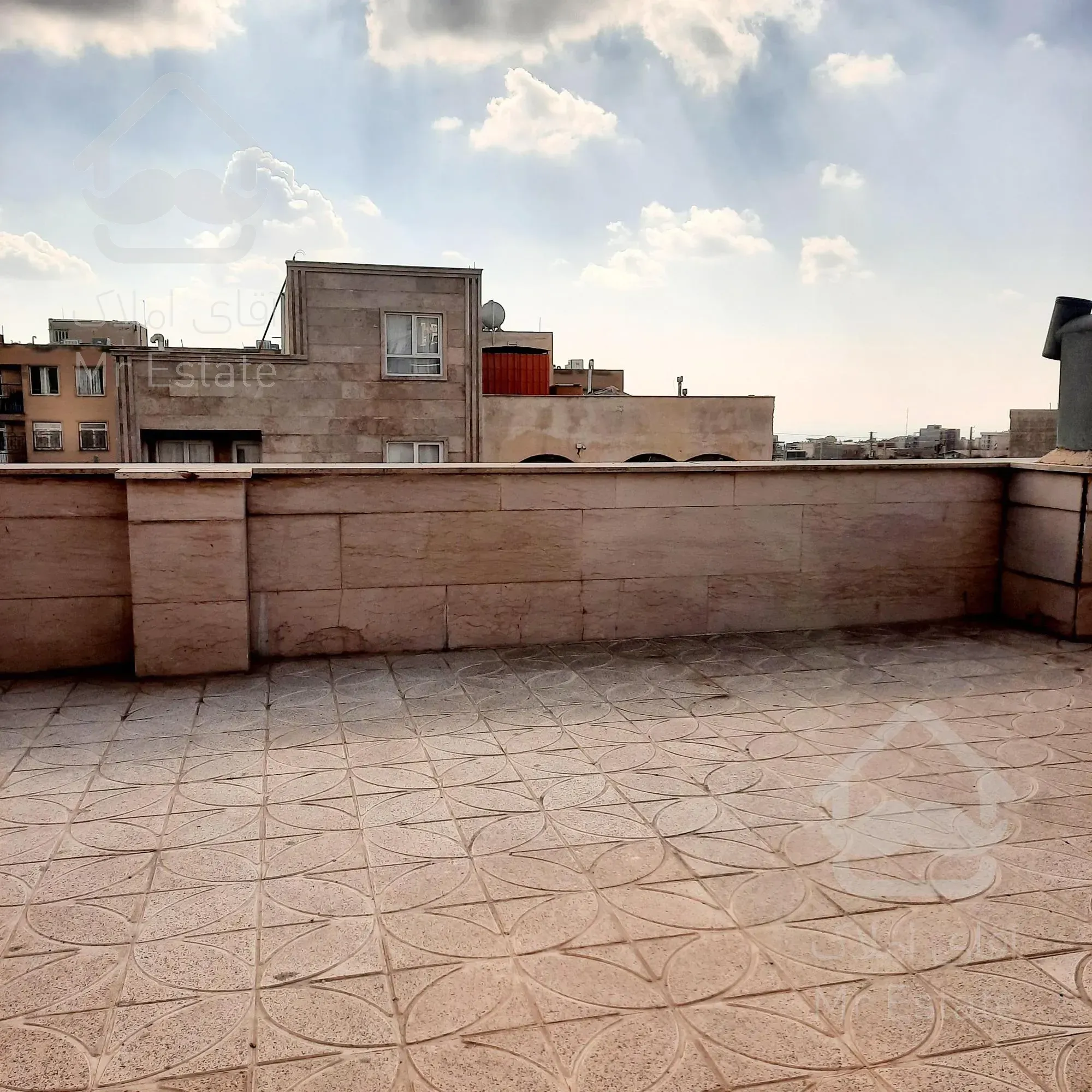 ۵۲۰ متر * دوبلکس * تاپ لوکیشن * مهستان *