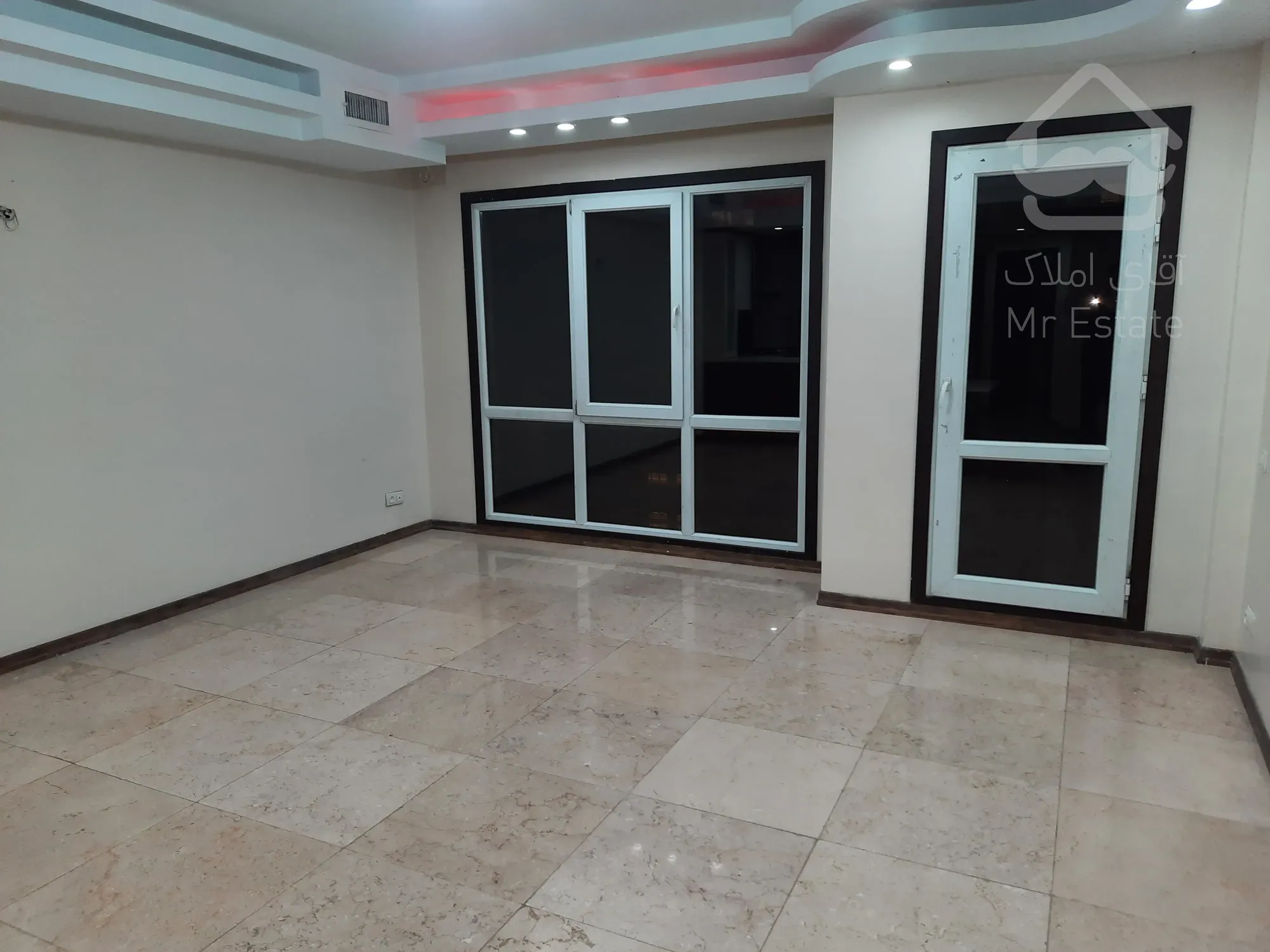 فروش آپارتمان ۸۲ متر فول امکانات در هفت تیر