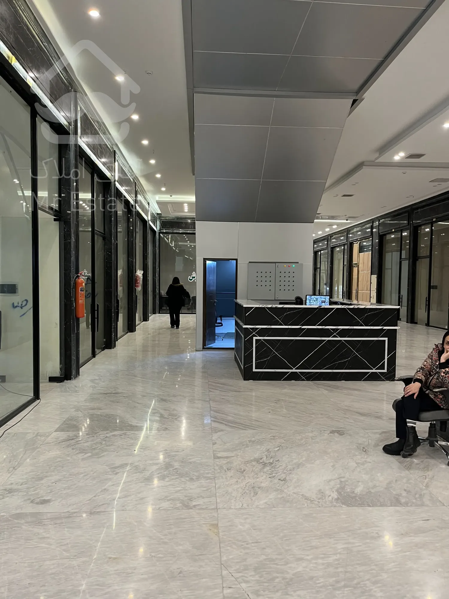 پیش خرید 52 متر تجاری با شرایط اقساط در پونک