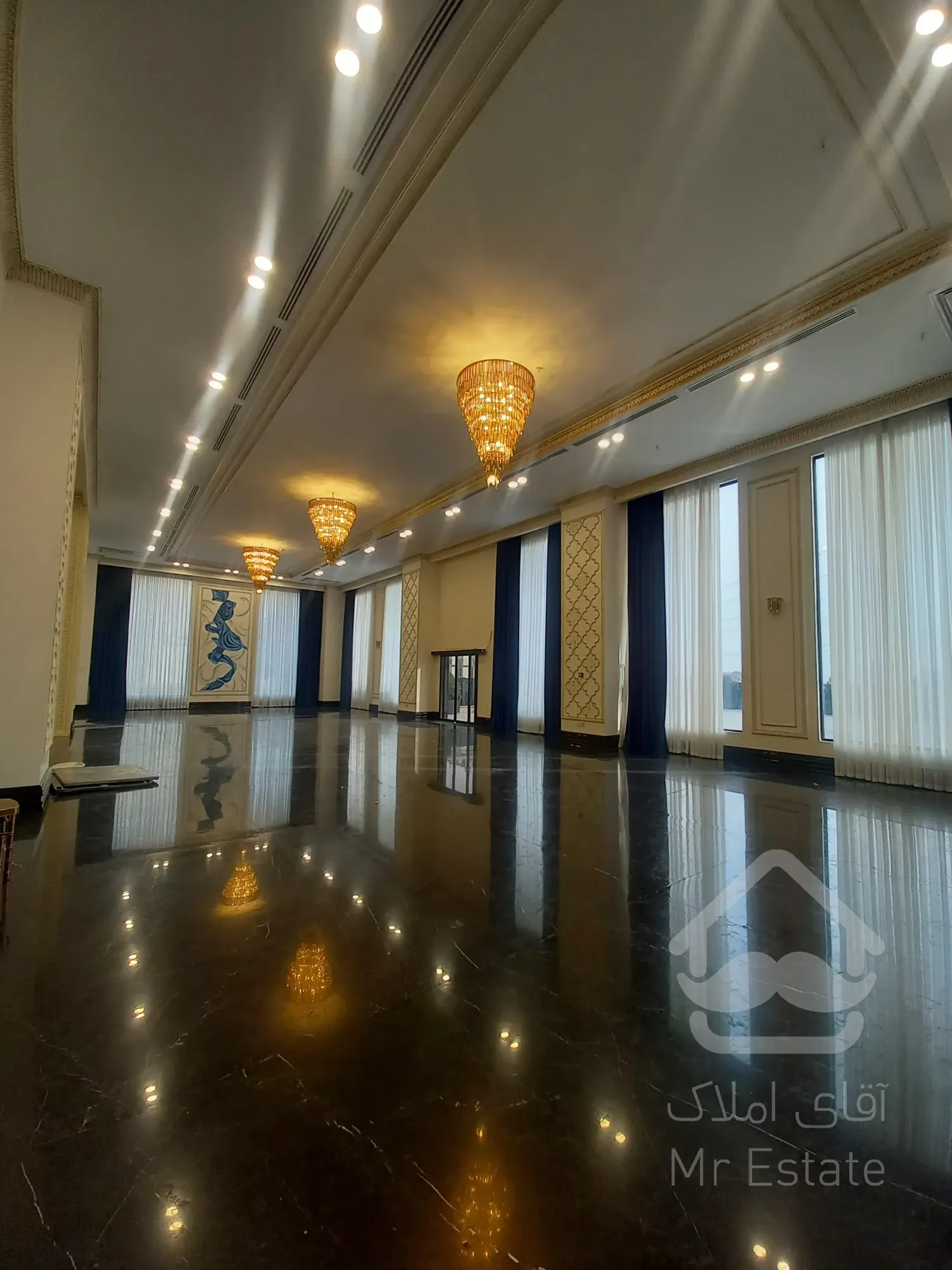 فروش واحد اداری لوکس  171 متری