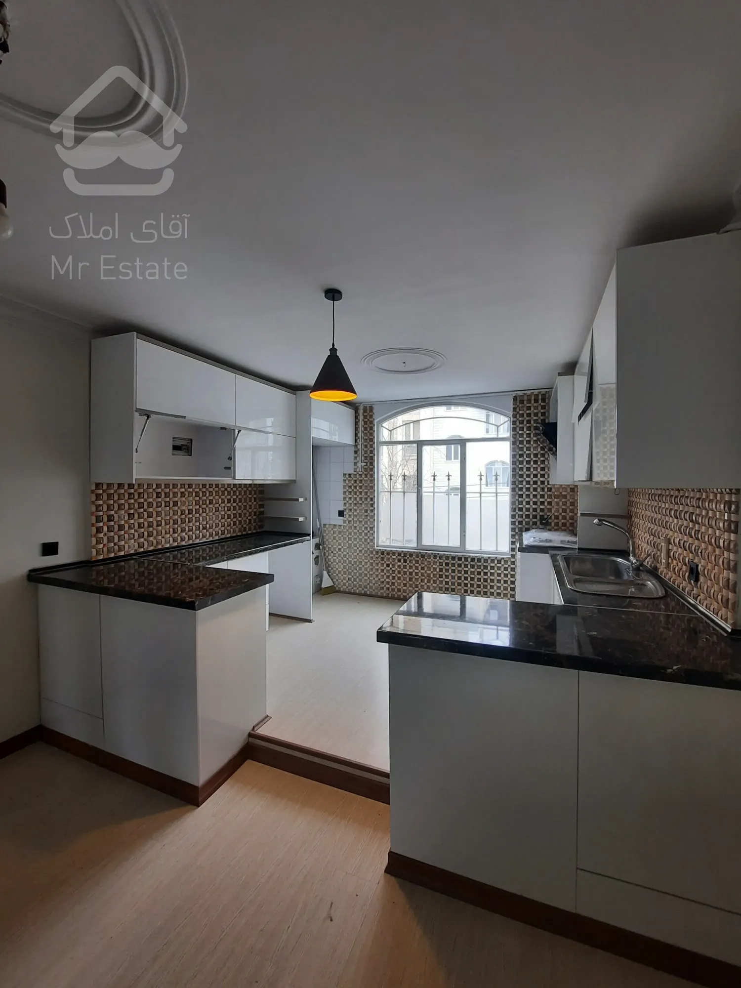 آپارتمان ۷۷ متری دو خواب دو کله فردوس شرق