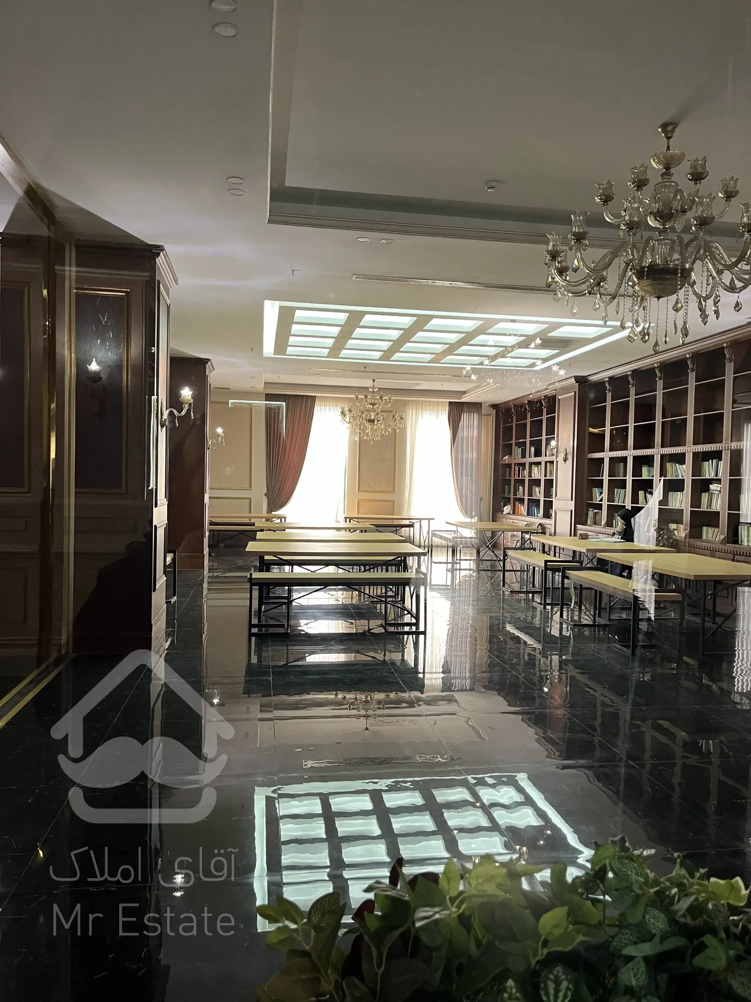 پیش فروش آپارتمان 130 متری در رونیکا پالاس