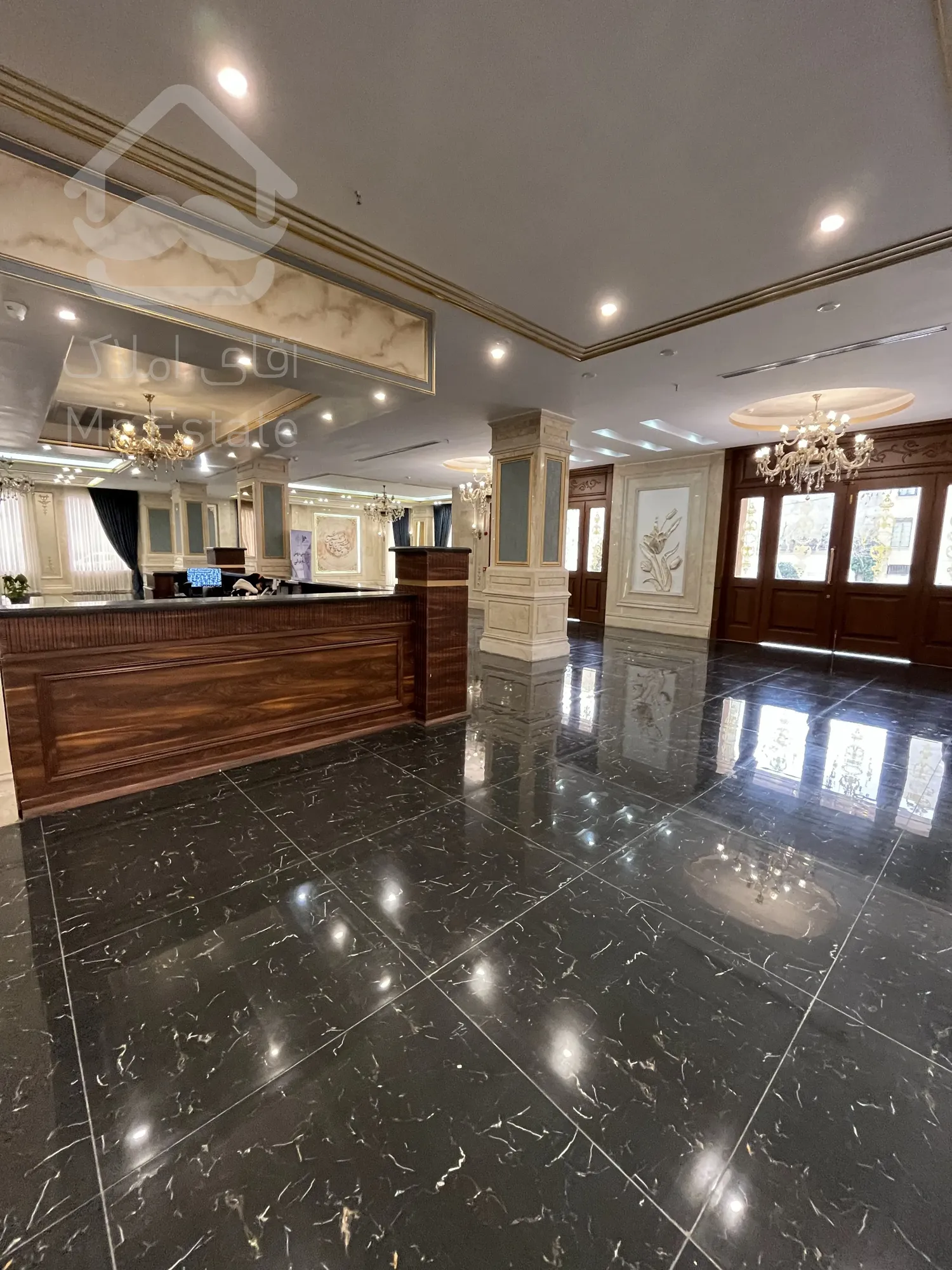 پیش فروش آپارتمان 130 متری در رونیکا پالاس