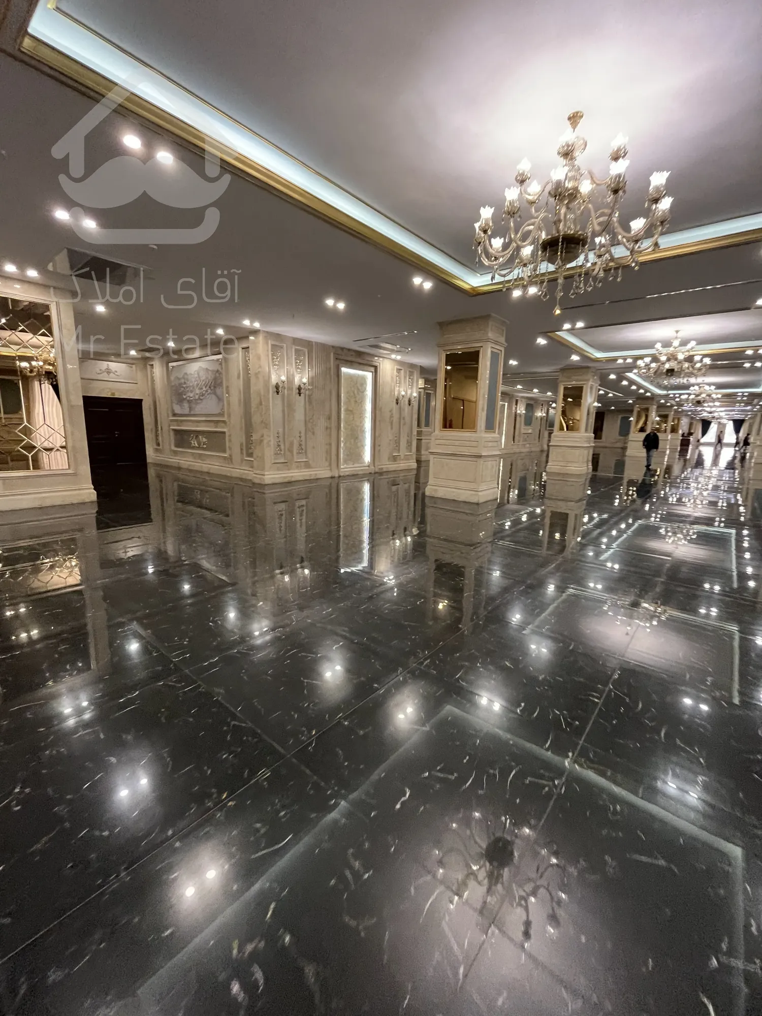 اپارتمان شیک و مدرن در رونیکاپالاس کوهک