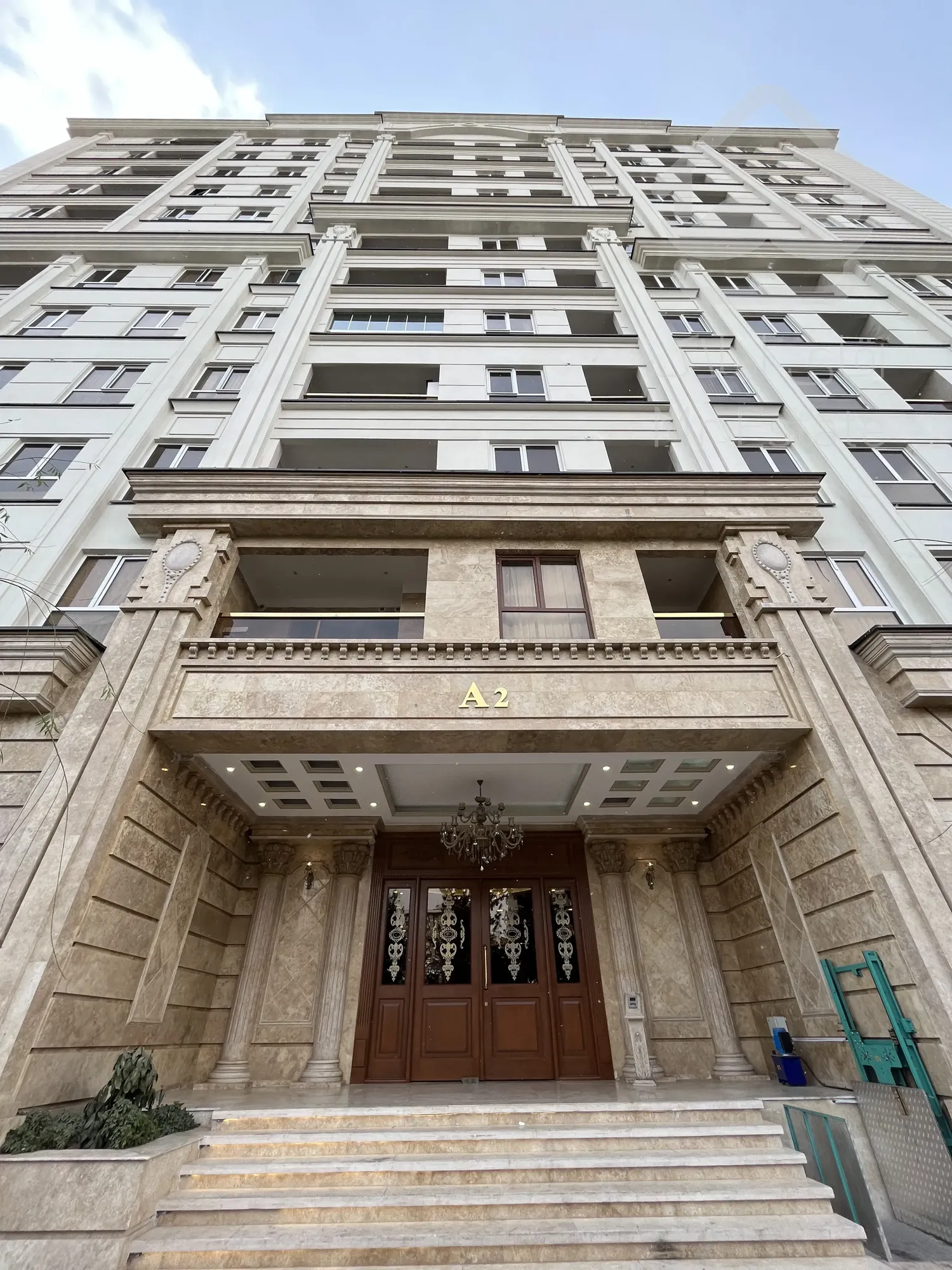 پیش فروش واحد121متری