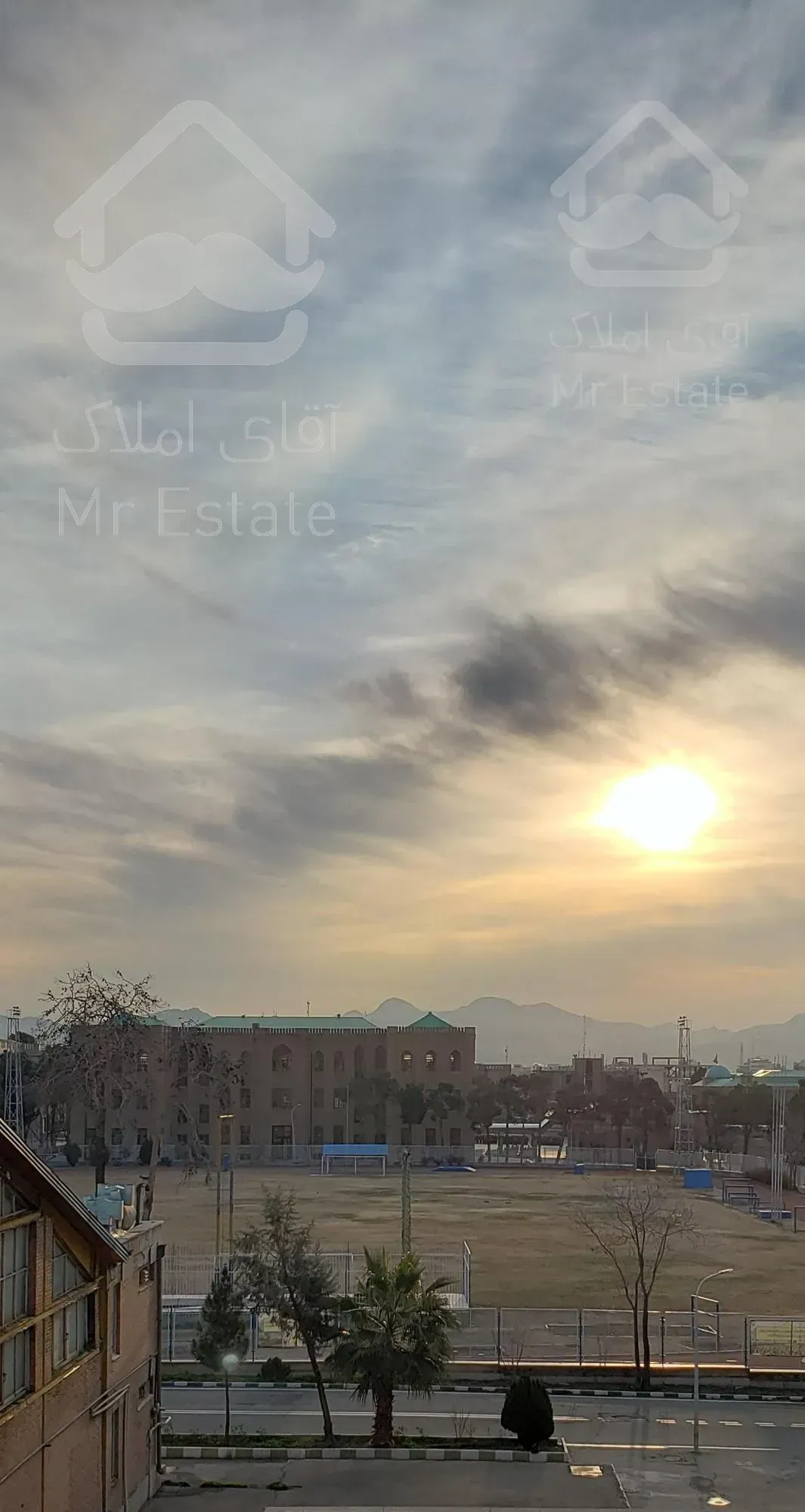 ۶۶ متر ۲ خوابه میدان حر غرق نور