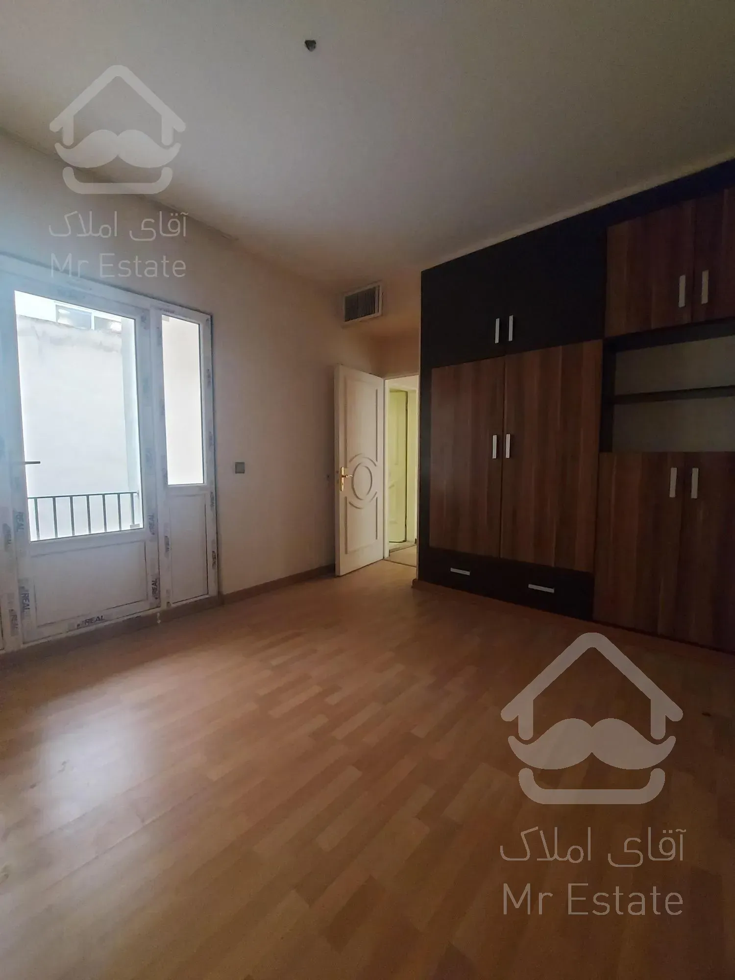 سعادت آباد 112متر 2خواب خوش نقشه