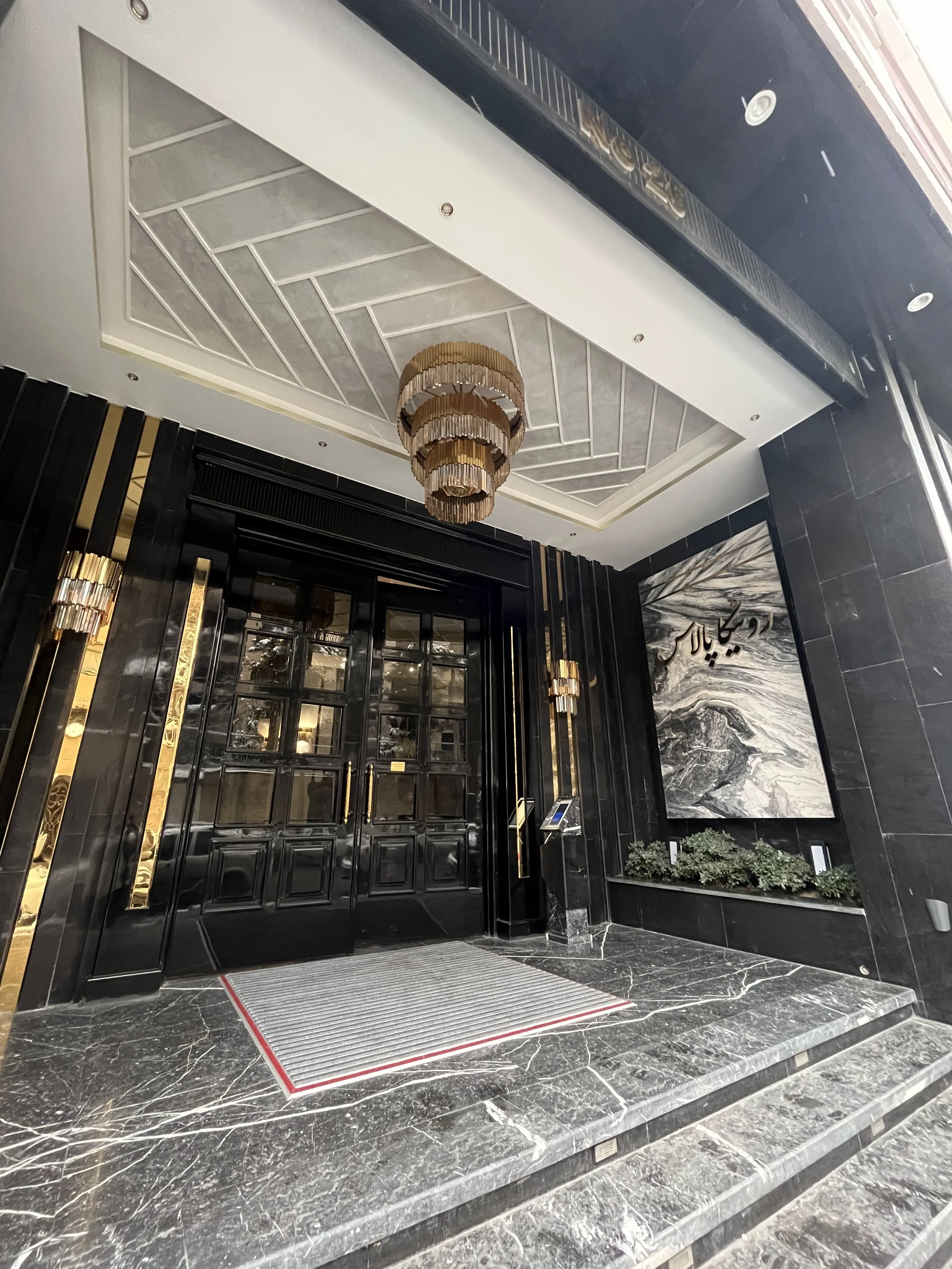 مشارکت در ساخت در رونیکا پلاس لاله با بهترین امکانات