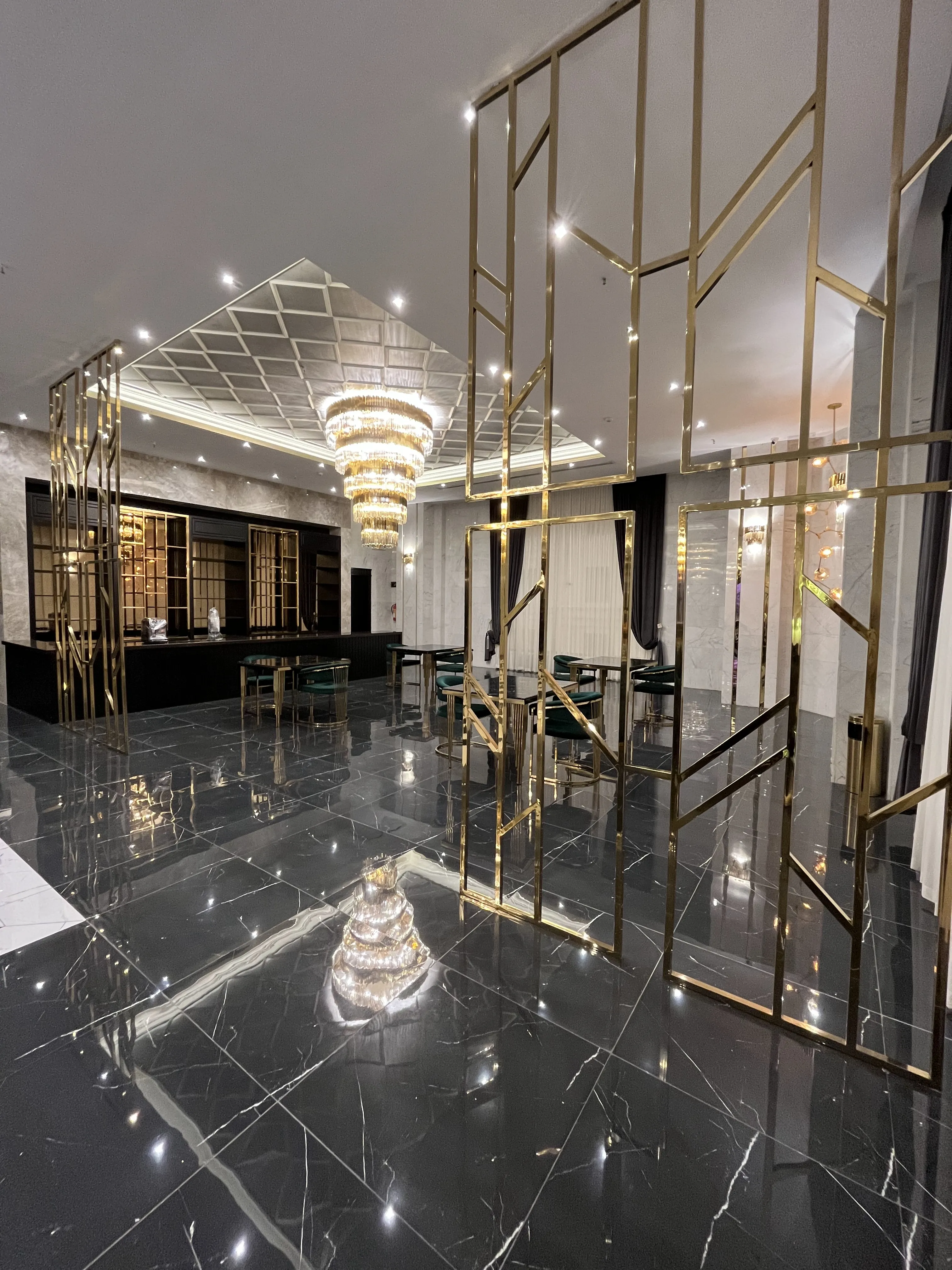 پیش فروش 116 متر لاله در بهترین لوکیشن تهران با بهترین ویو