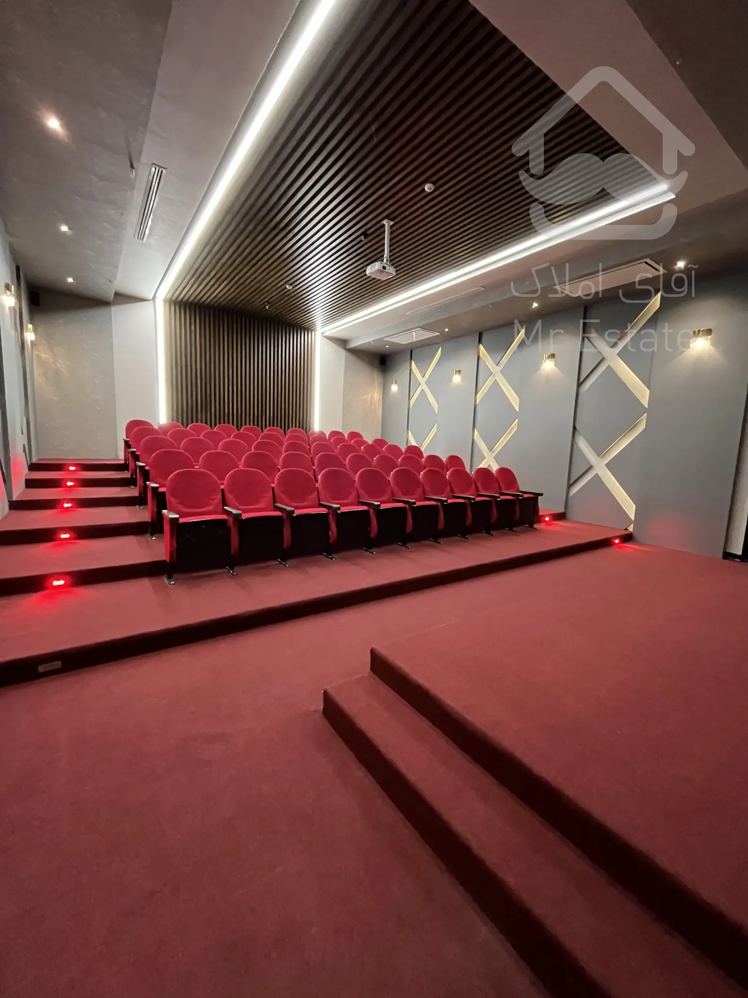 فروش واحد 109 متر رونیکاپالاس در بلوار ارتش