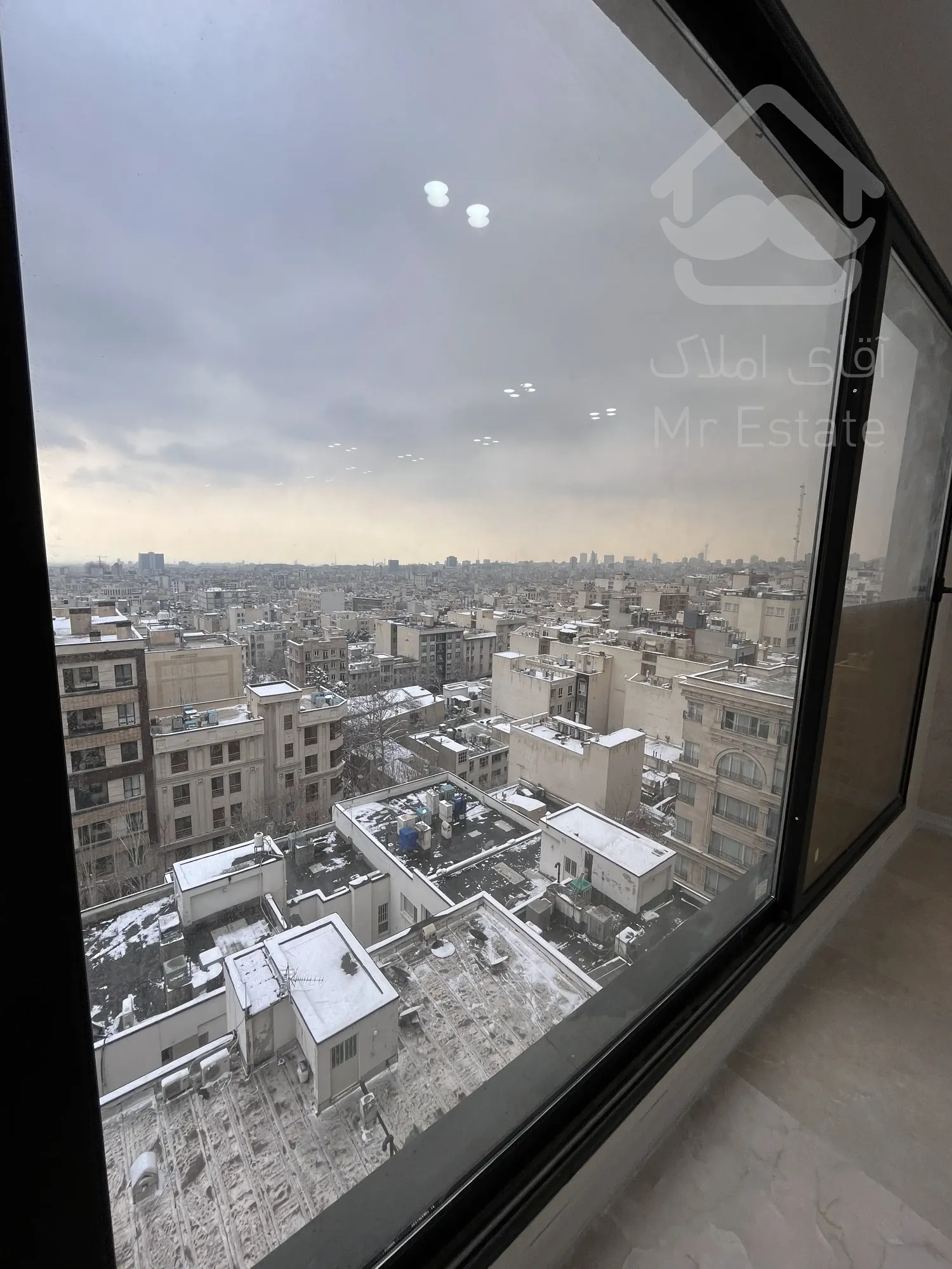 پیش فروش واحد116 متری در شهرک لاله