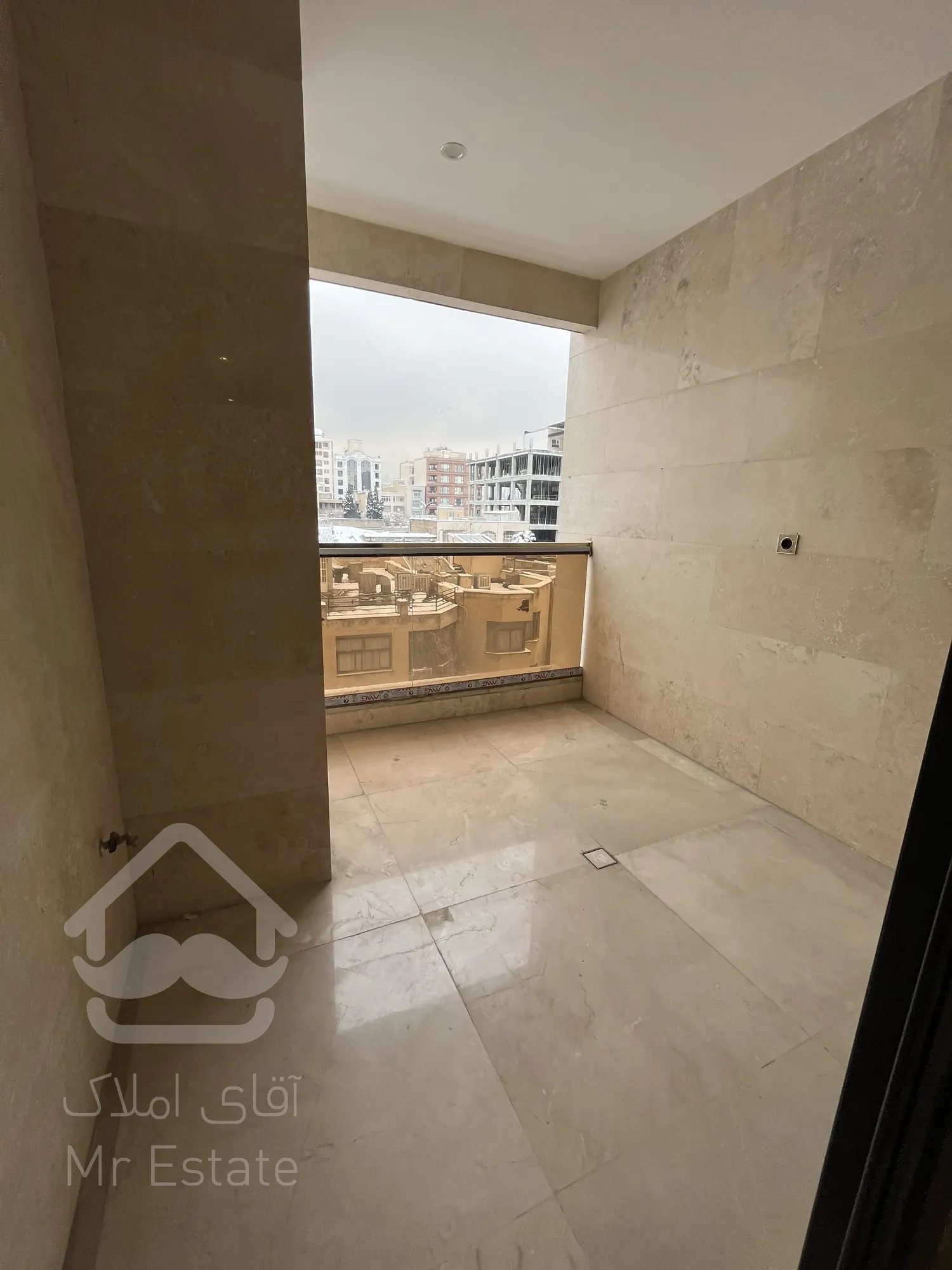 پیش فروش واحدهای 2 خواب لوکس در ازگل