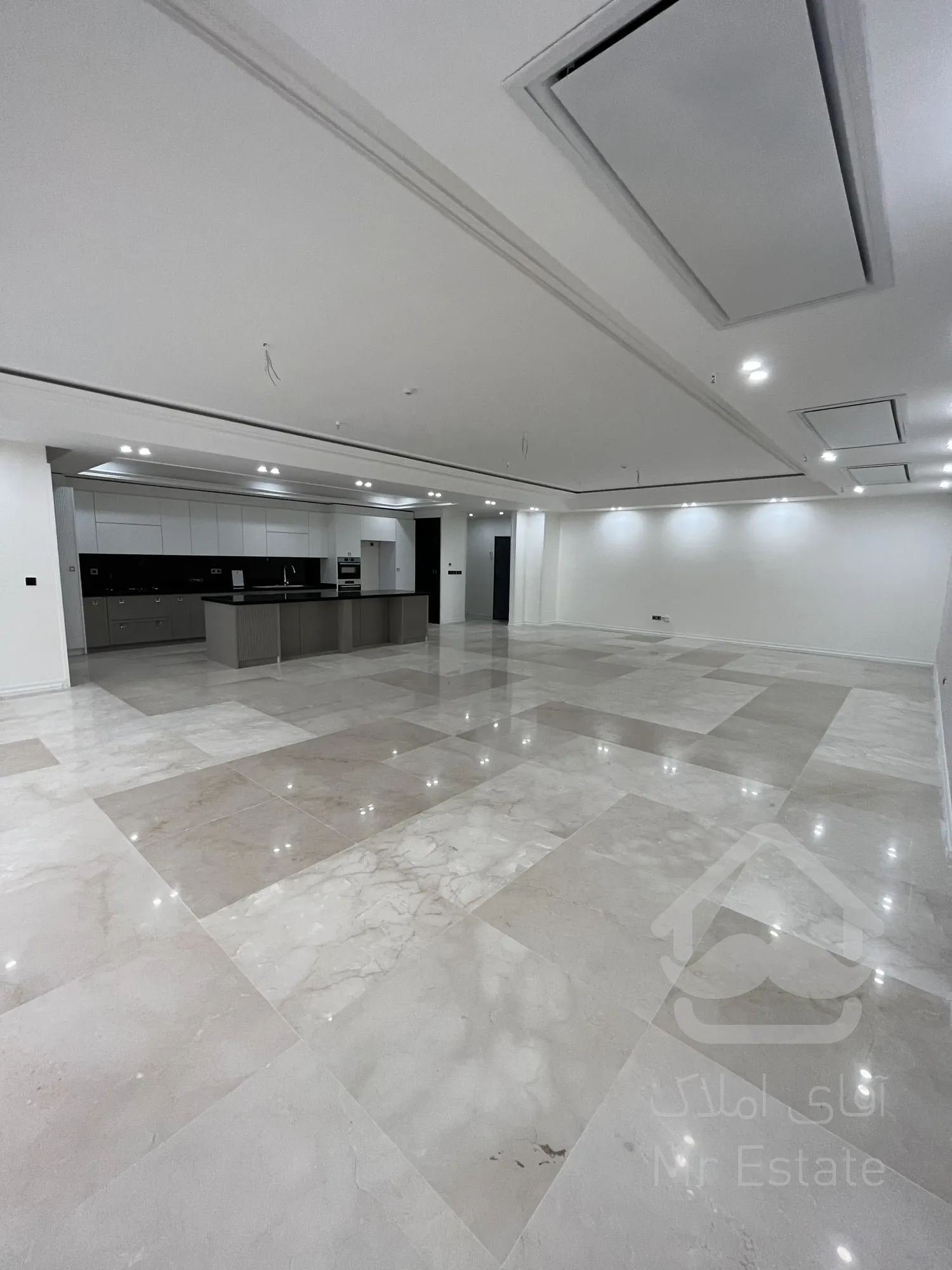 پیش فروش واحد 117 متری 2 خواب شیک با امکانات فول در منطقه لوکس