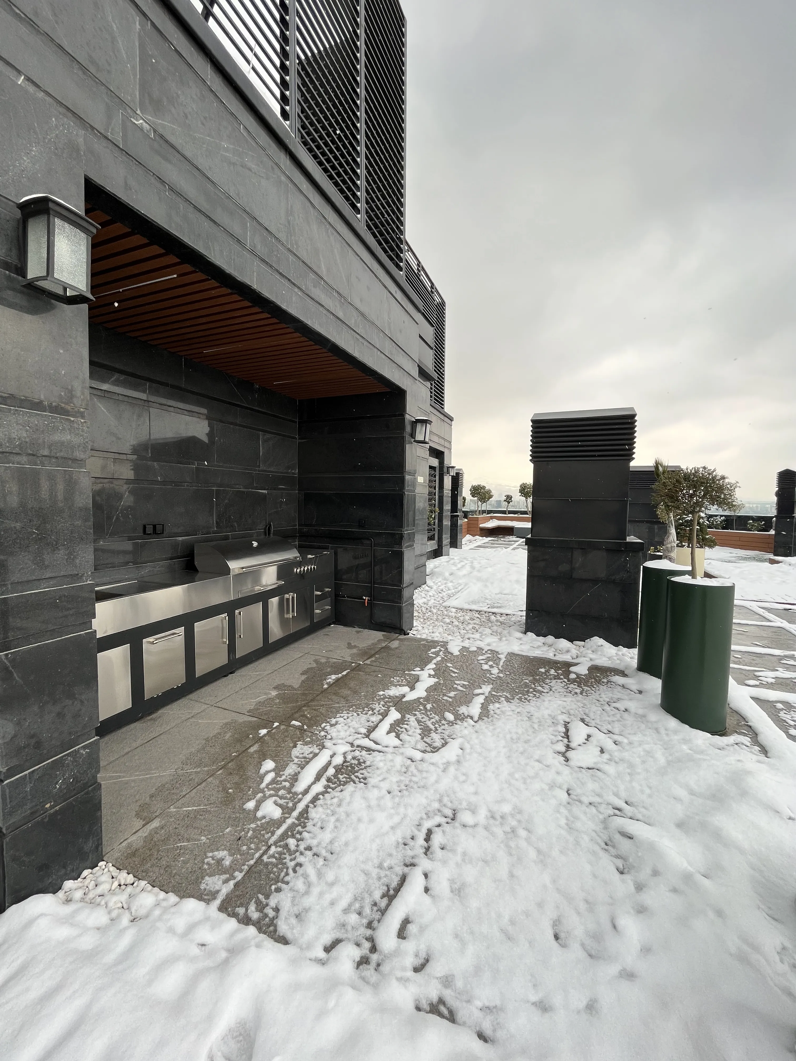 فروش واحد 114 متر رونیکاپالا در بلوار ارتش