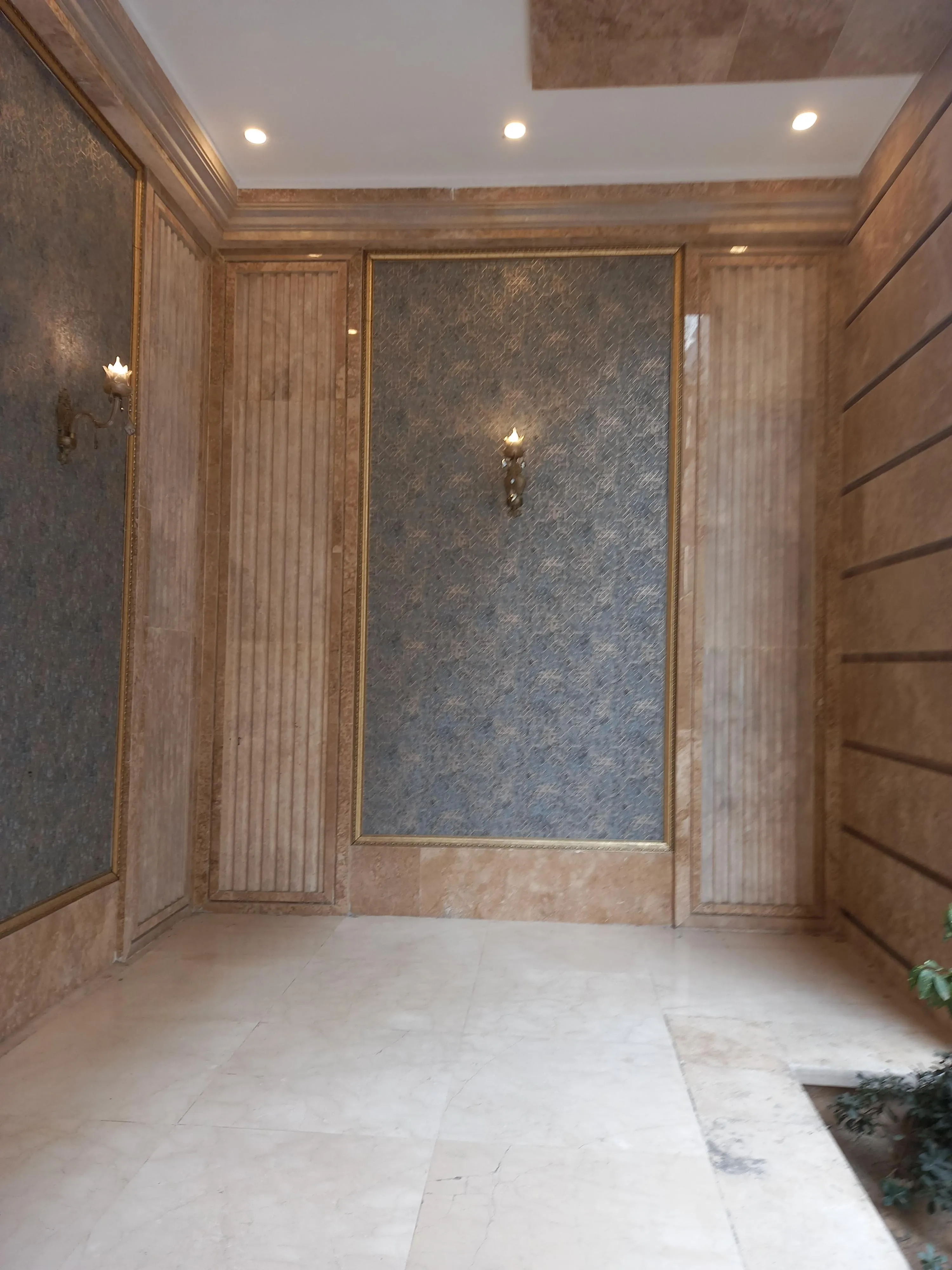 پیش فروش واحد121متری