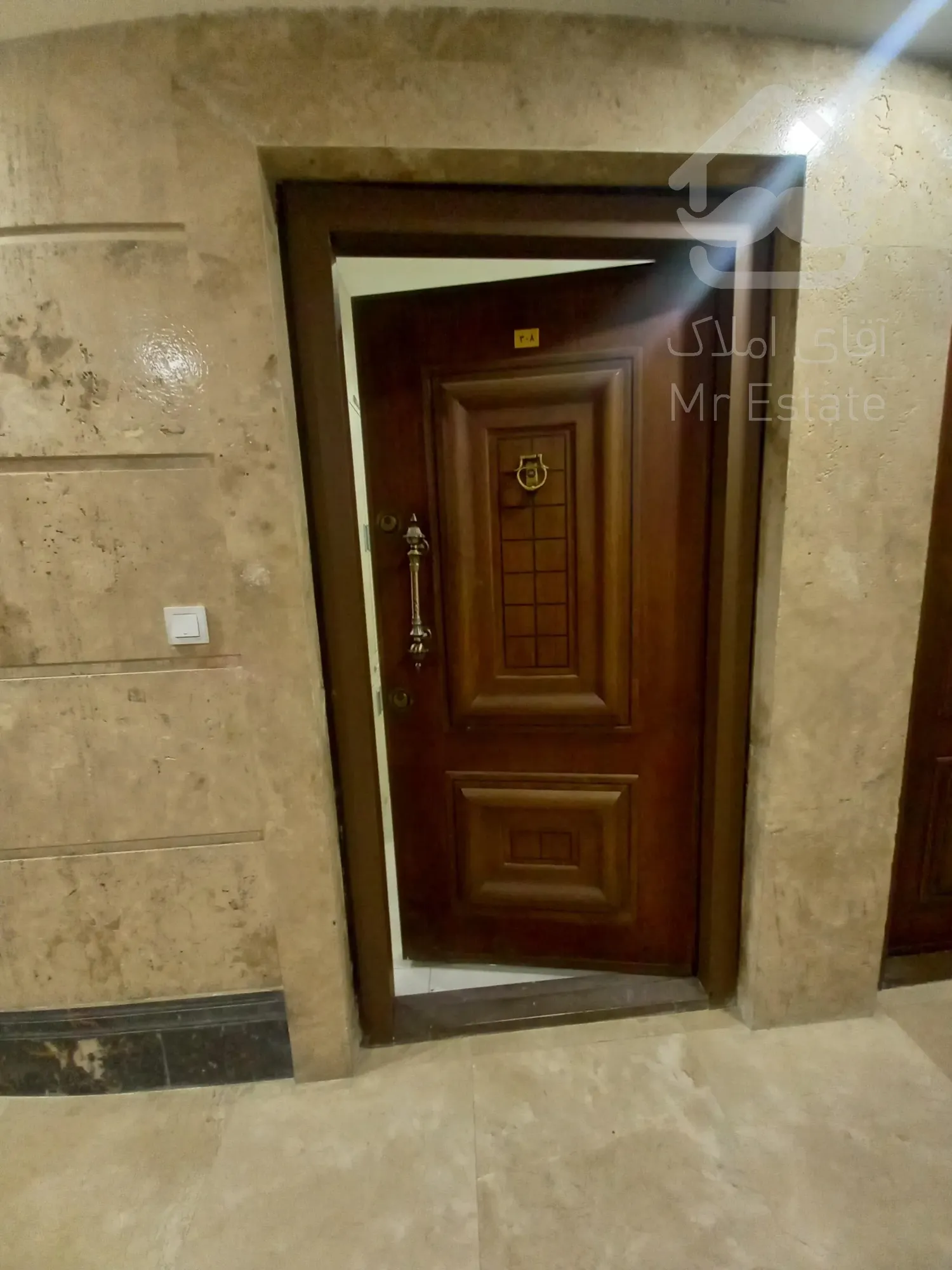 پیش فروش واحد121متری