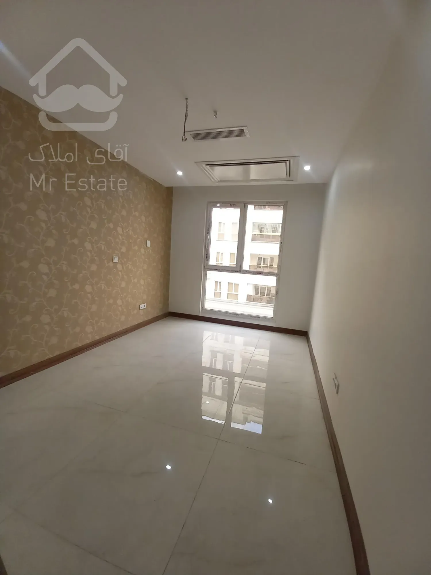 فروش واحد 194 متری 3 خواب در پاسداران