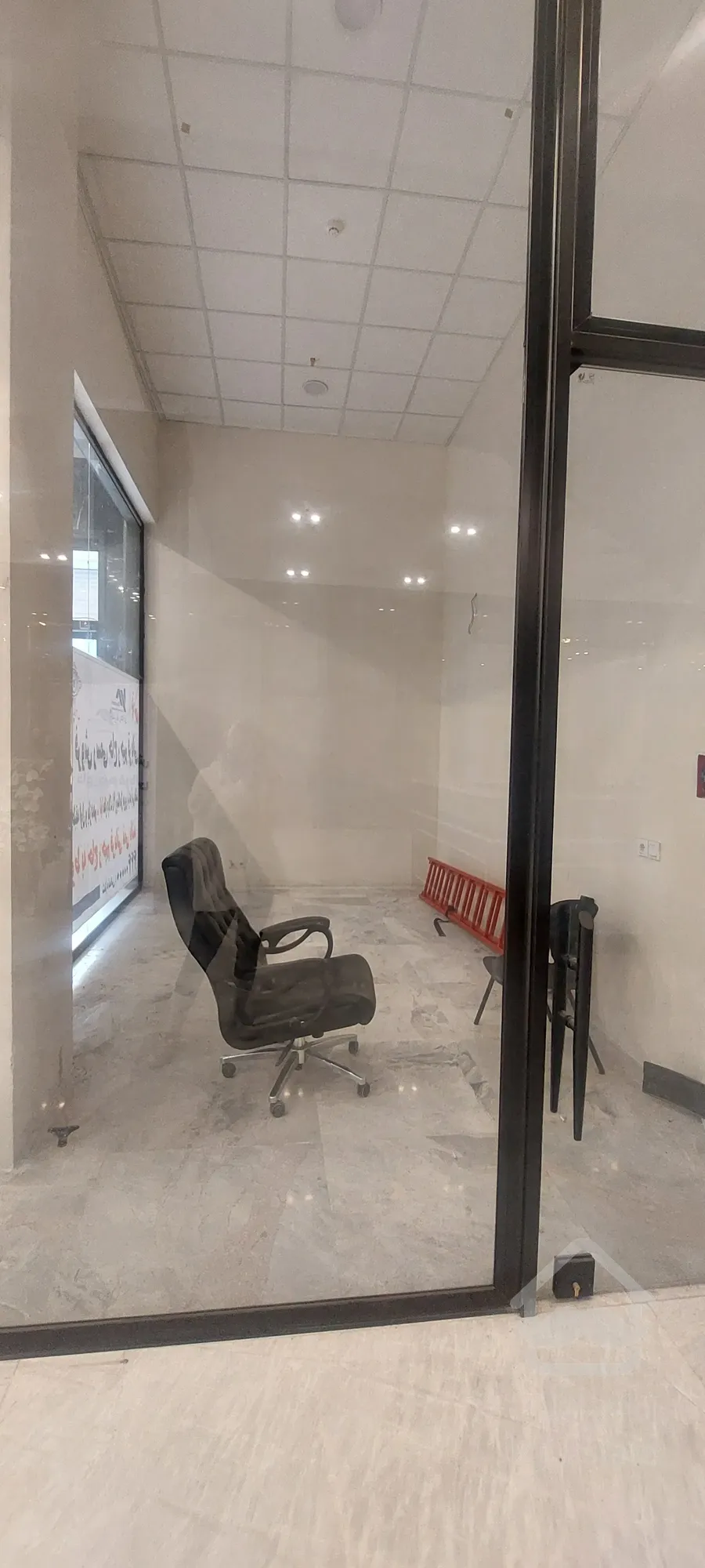 پیش فروش مغازه 33 متری با شرایط اقساطی در رونیکاپالاس پونک