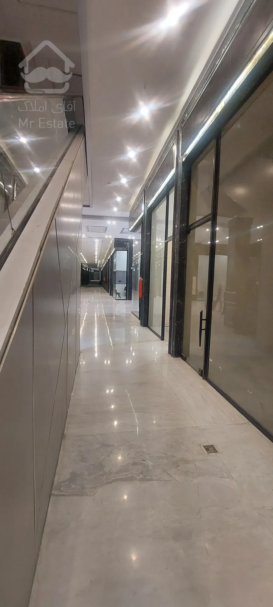 اجاره مغازه 69 متری در رونیکا مال پاسداران