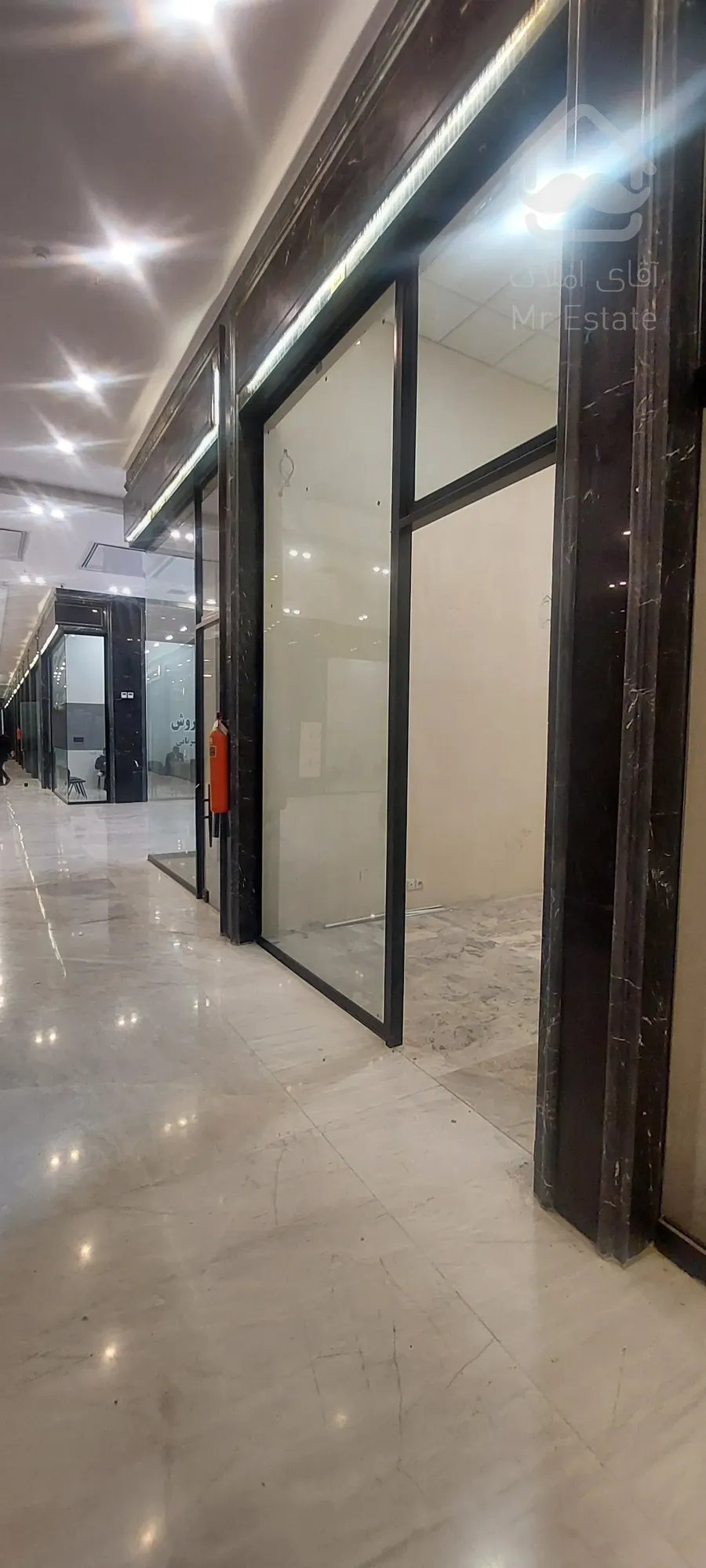 پیش فروش مغازه 33 متری با شرایط اقساطی در رونیکاپالاس پونک