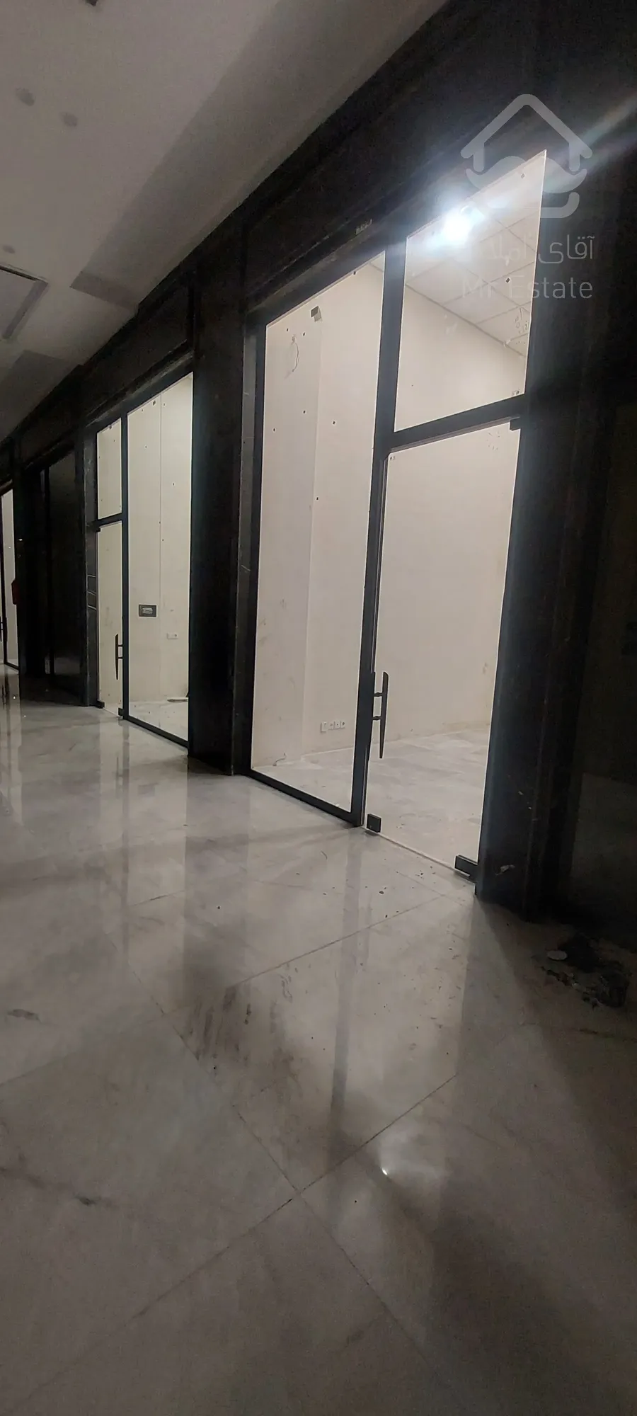 اجاره واحد 16 متر تجاری رونیکامال در هروی