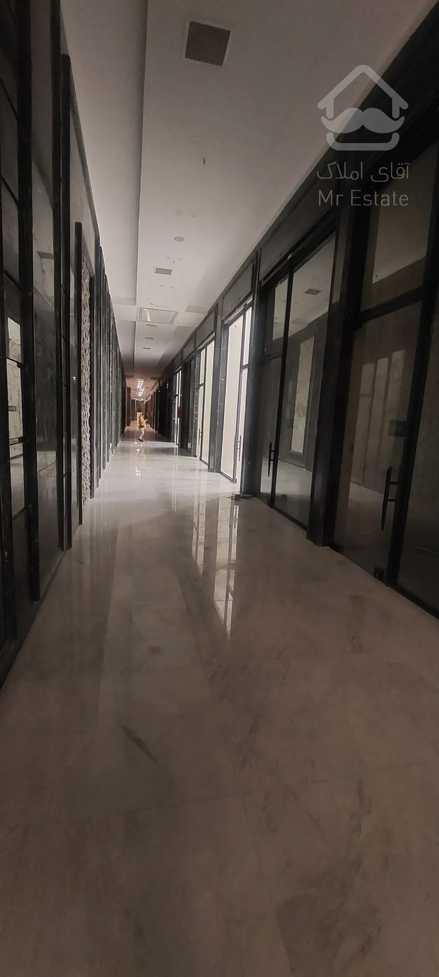 اجاره واحد 16 متر تجاری رونیکامال در هروی