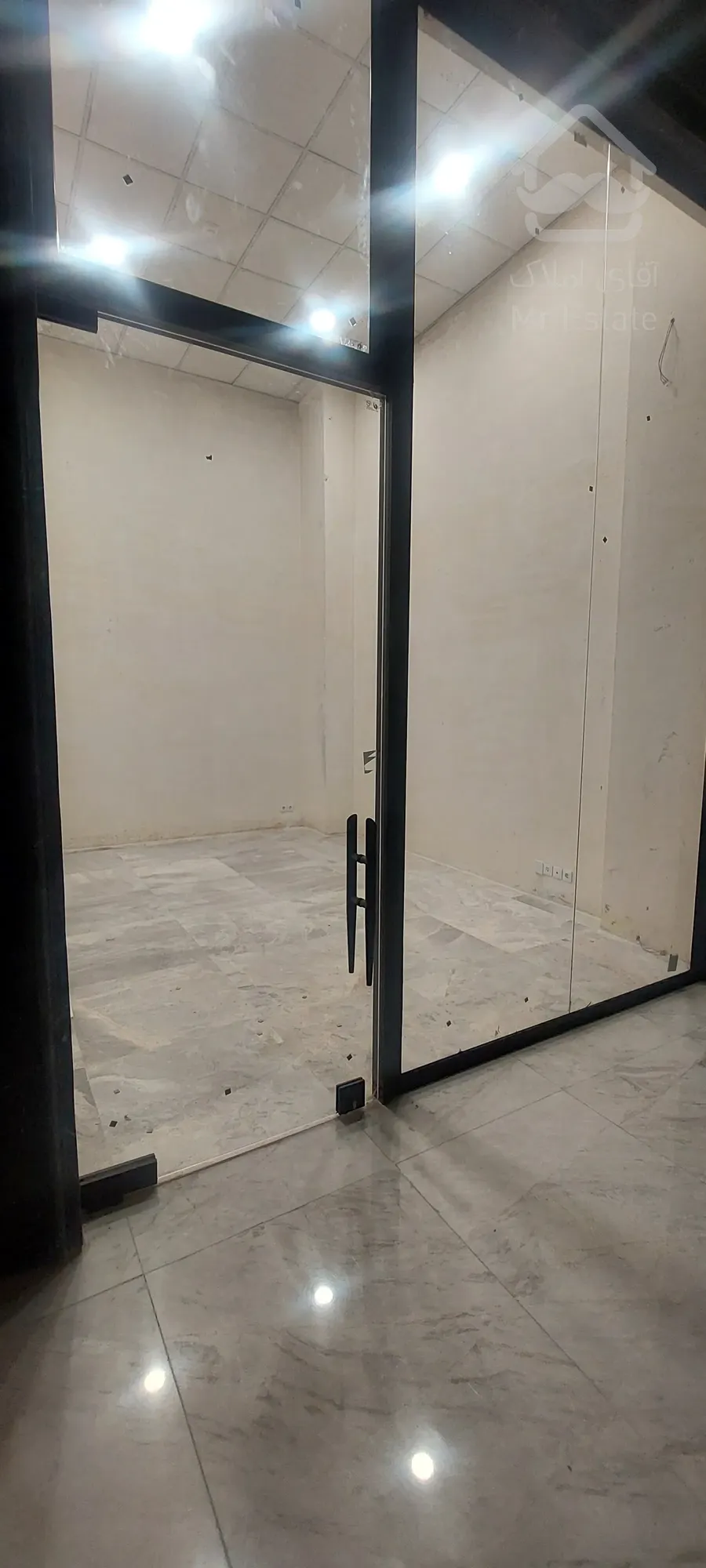 پیش فروش تجاری 27 متری در رونیکامال پونک