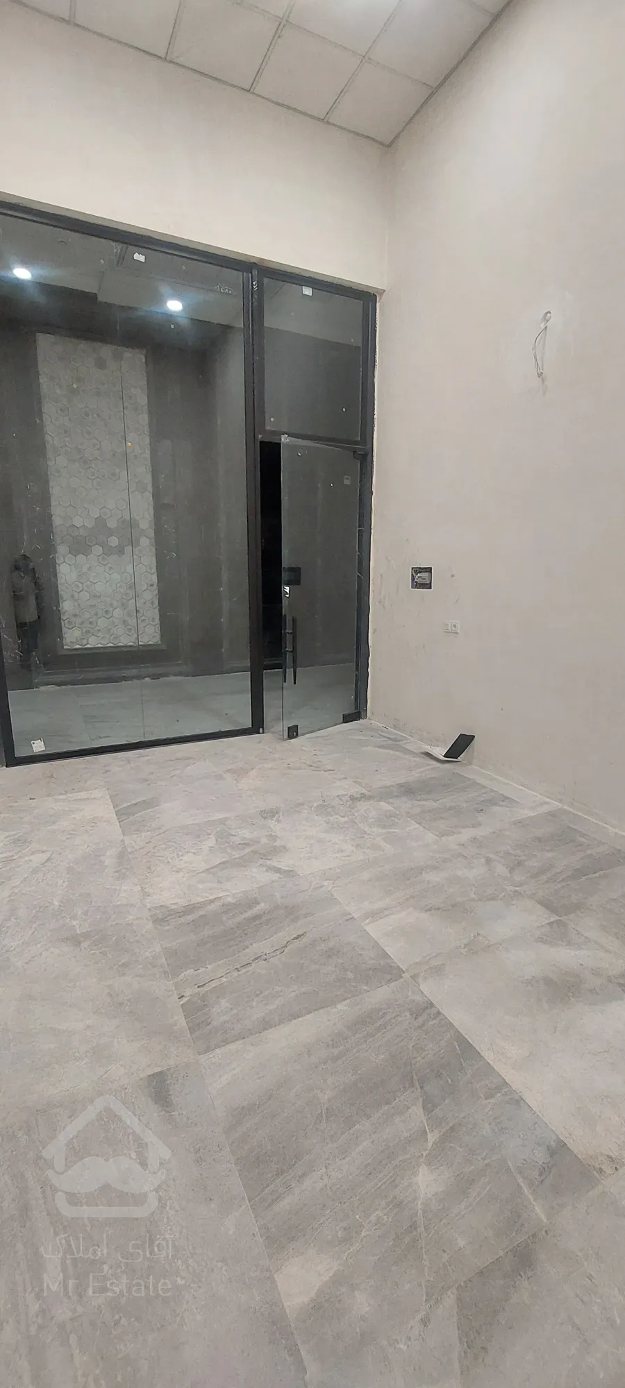 23 متر واحد تجاری ، هروی، آماده بهره برداری ، شرایط اقساط 12 ماهه