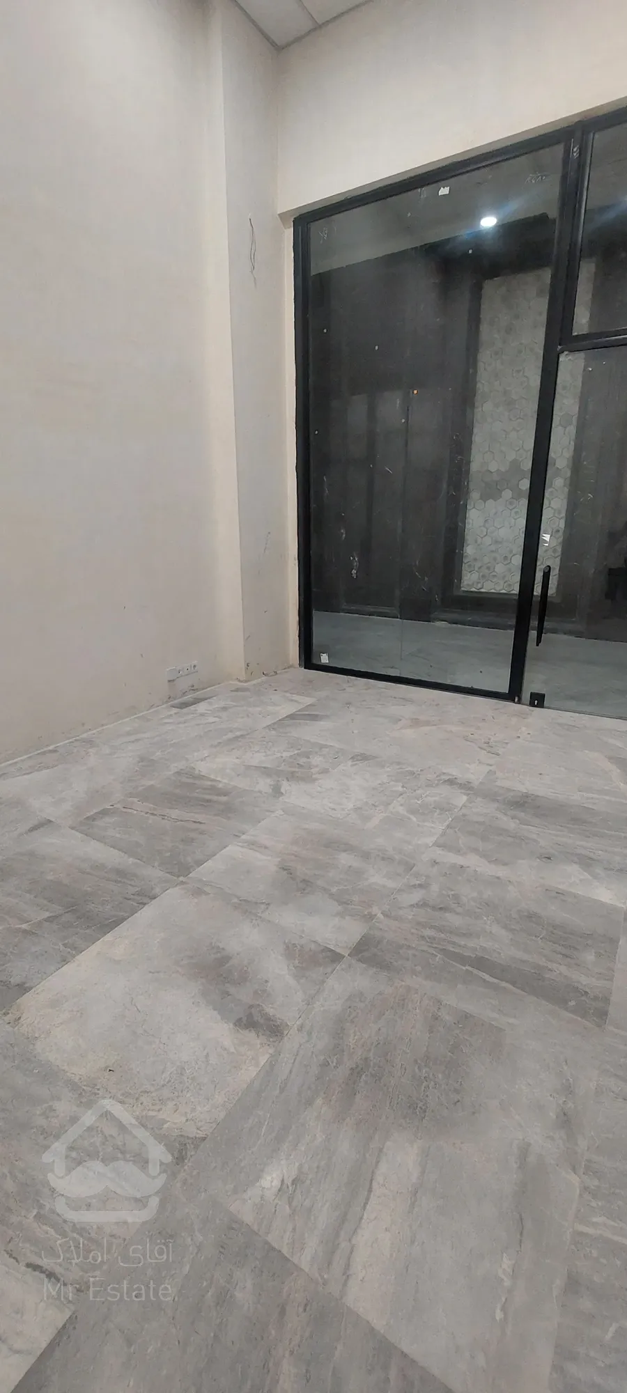 پیش فروش تجاری 27 متری در رونیکامال پونک