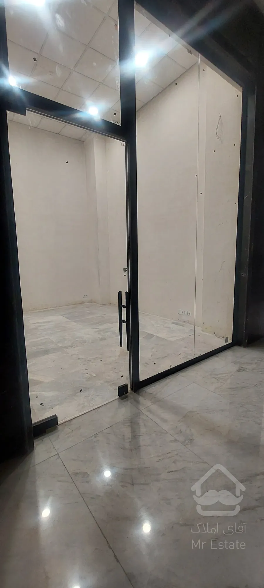 پیش فروش تجاری 27 متری در رونیکامال پونک