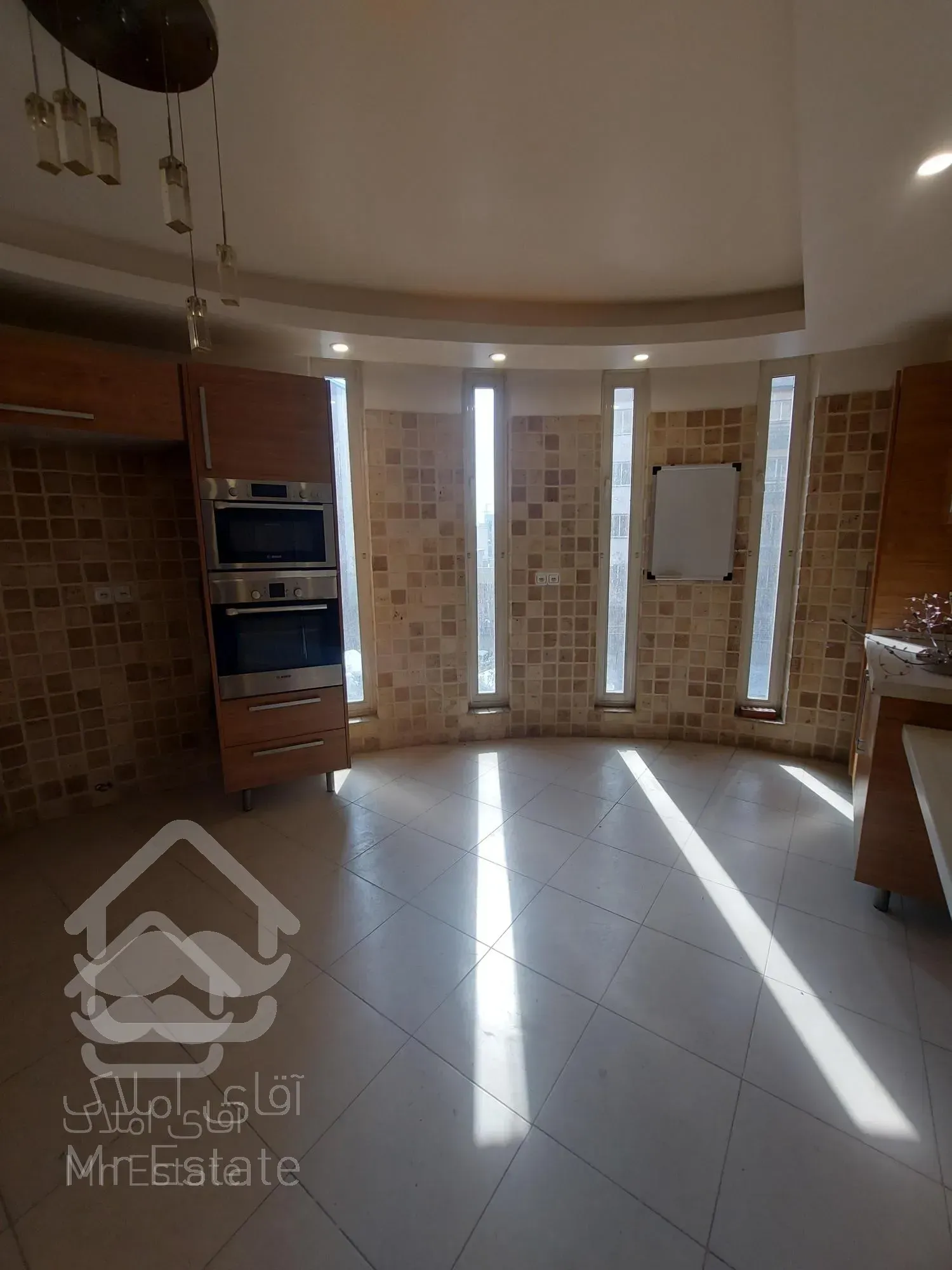 اجاره واحد ۱۷۷متر ۳خواب خوش نقشه و جذاب سعادت آباد