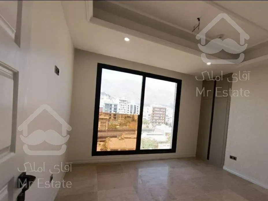 ۱۵۰ متری /چشم انداز چیتگر/ محضری/زمین‌تراکم