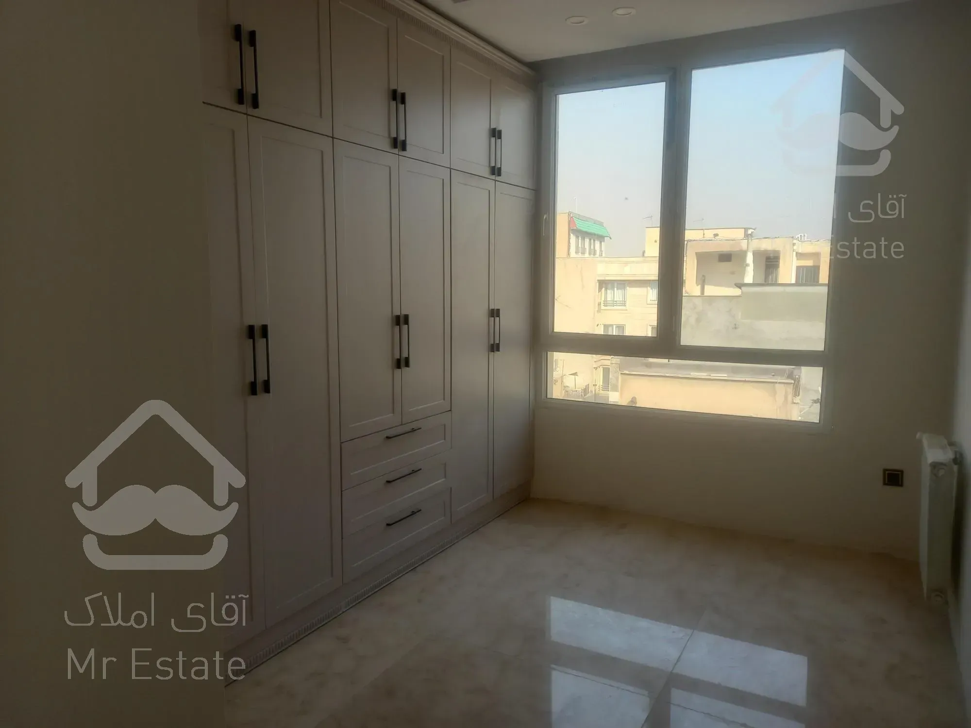 ۴۵۰متر/خانه ویلایی/دربستی/برای ادارات و سفارت خانه