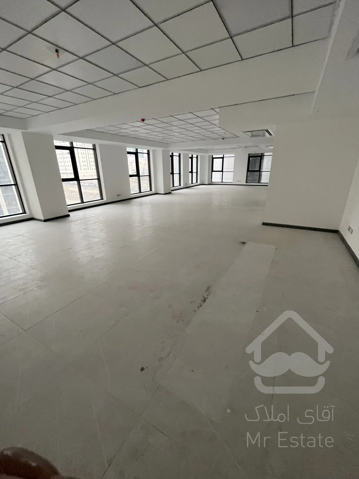 فروش اداری 197 رونیکا پالاس غروی با بهترین متریال در تاپ لوکیشن غرب تهران