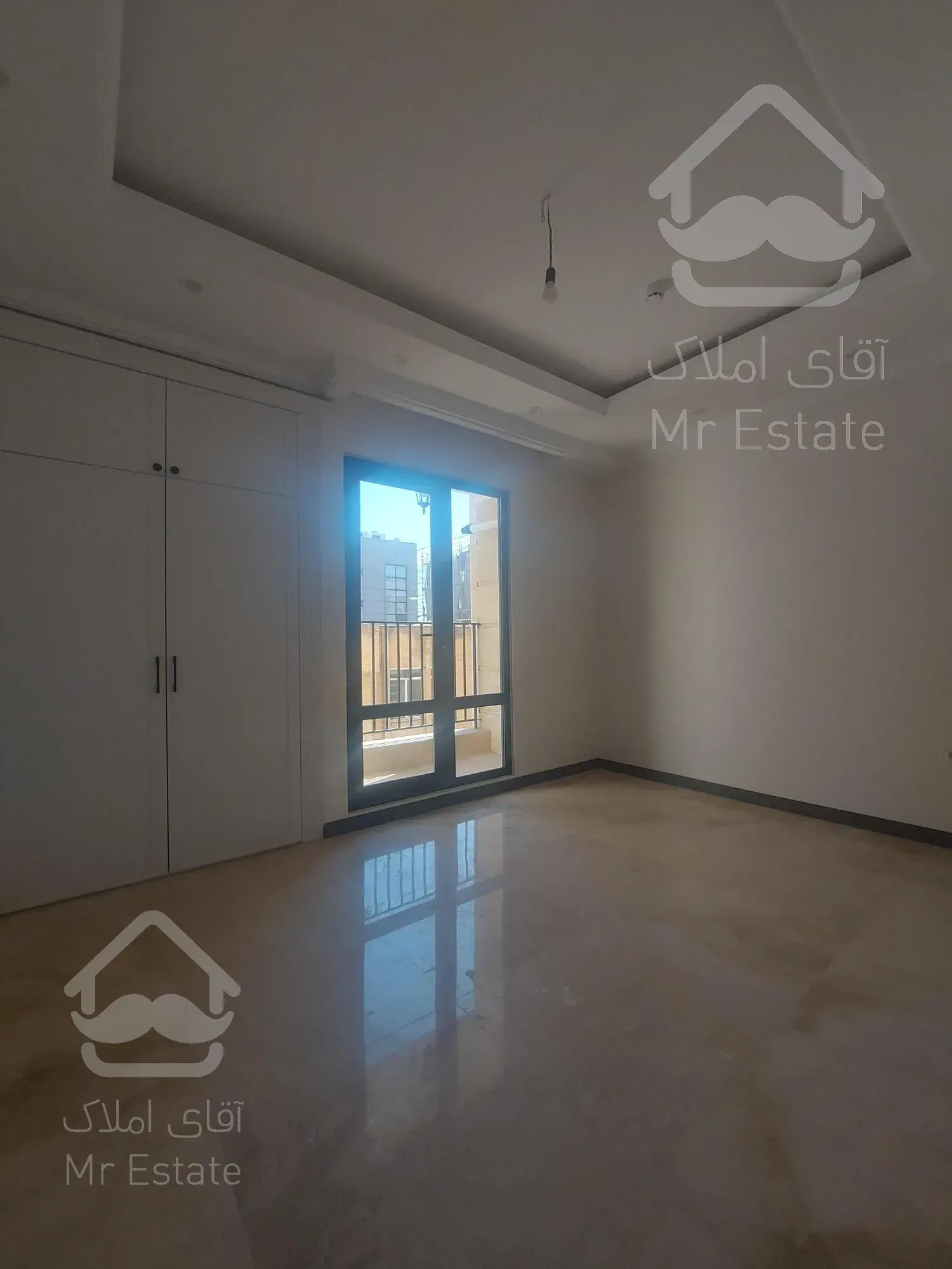 شهرک غرب ۱۵۱متر نوساز خوش نقشه و جذاب