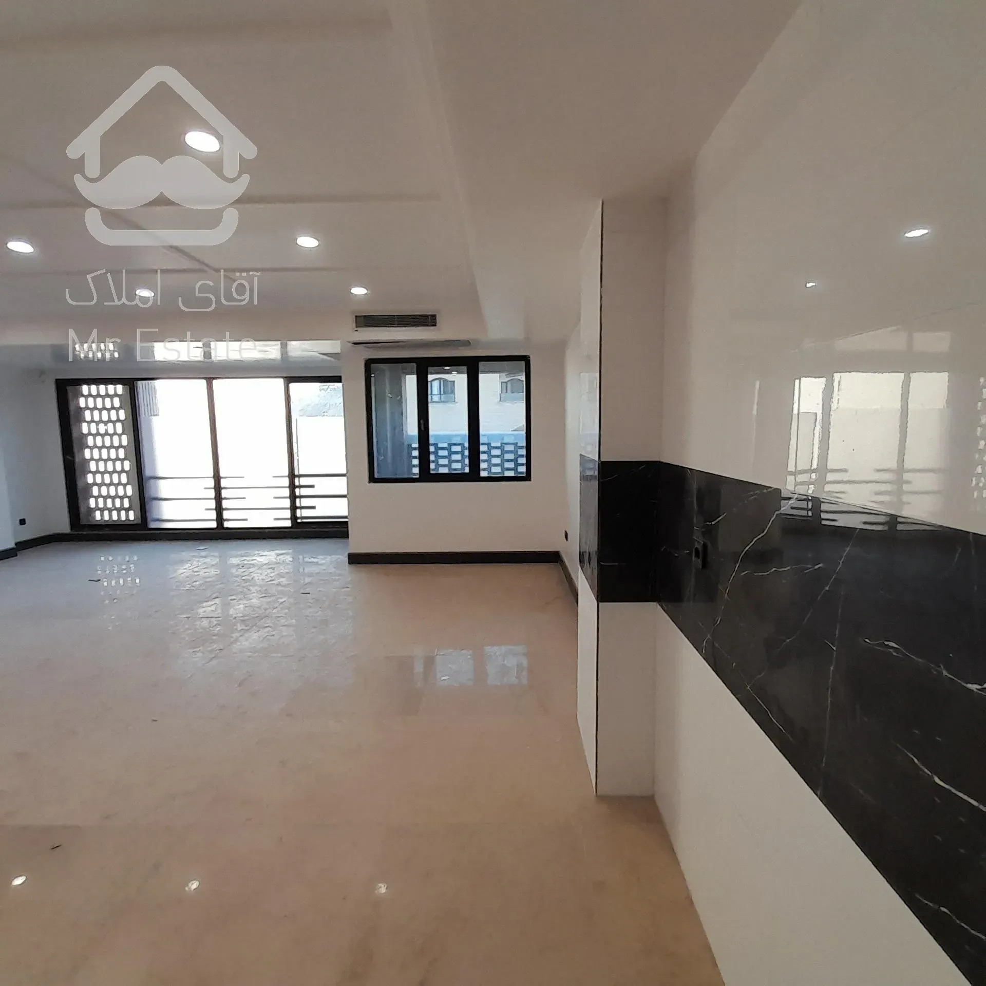 قلب سالاریه. لوکس نشین .خوش متراژ