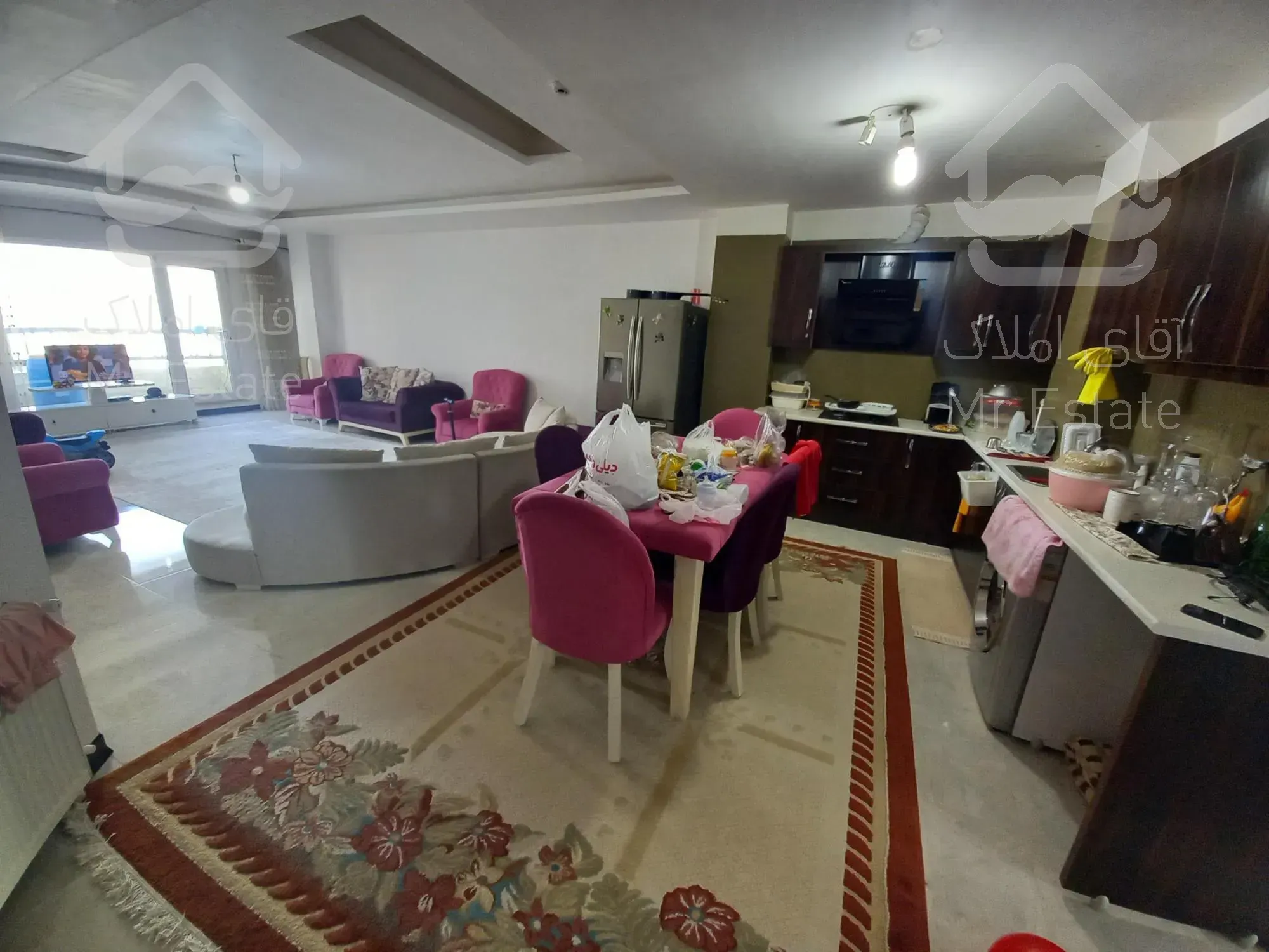 بابلسر خیابان شریعتی//دید دریا و لابی مبله//بی نیاز به تعریف