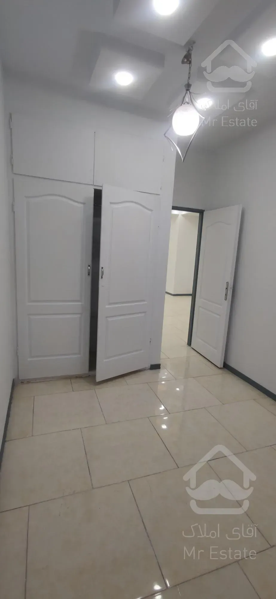 60 متری زیر قیمت منطقه