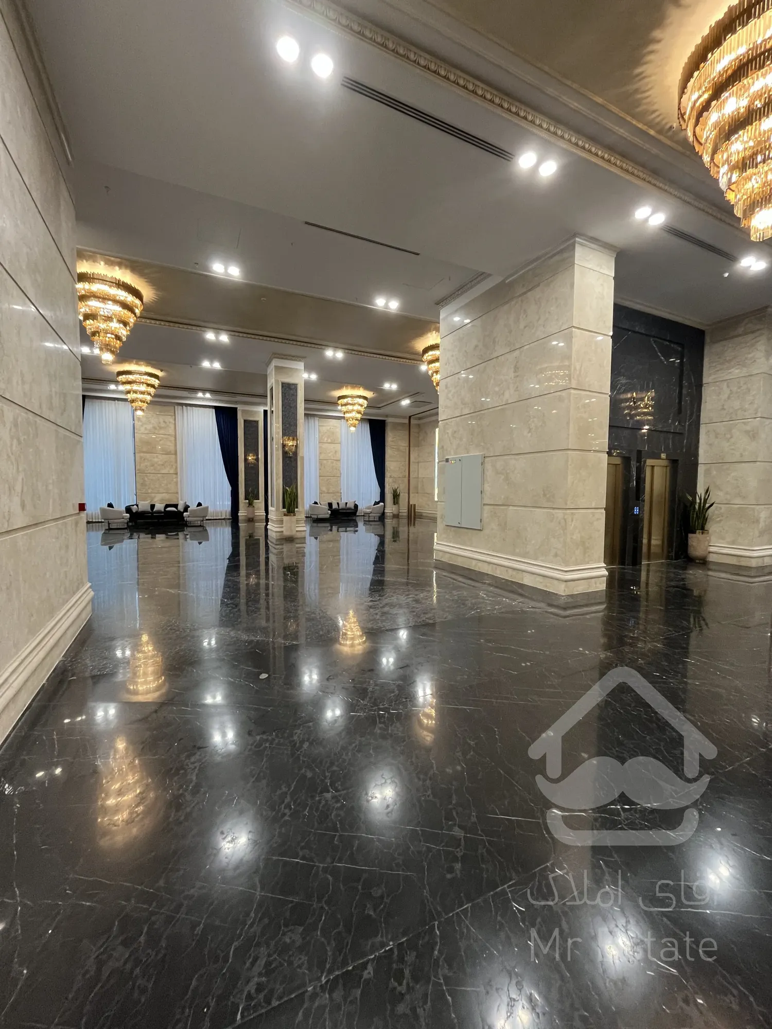 پیش خرید مغازه 33متری جهت طلافروشی در رونیکاپالاس میرزابابایی